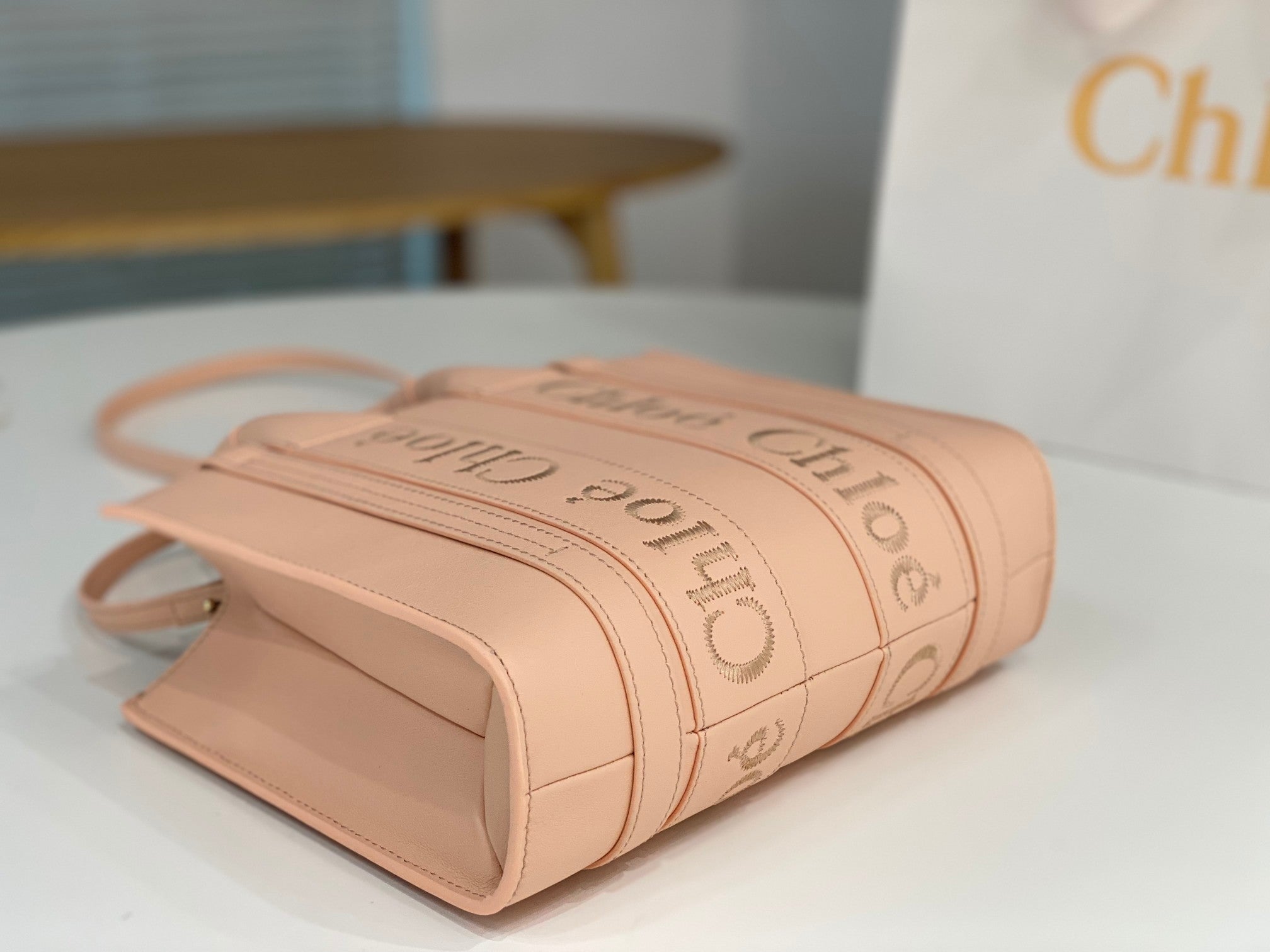 Chloé Woody small tote bag pink calfskin