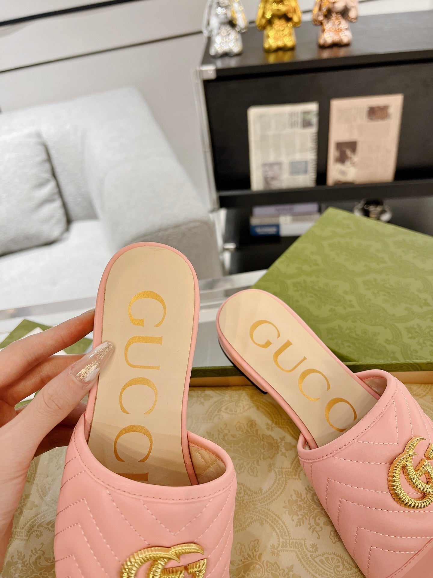 GG EXCLUSIVE SLIDE SANDAL LIGHT PINK CALFSKIN