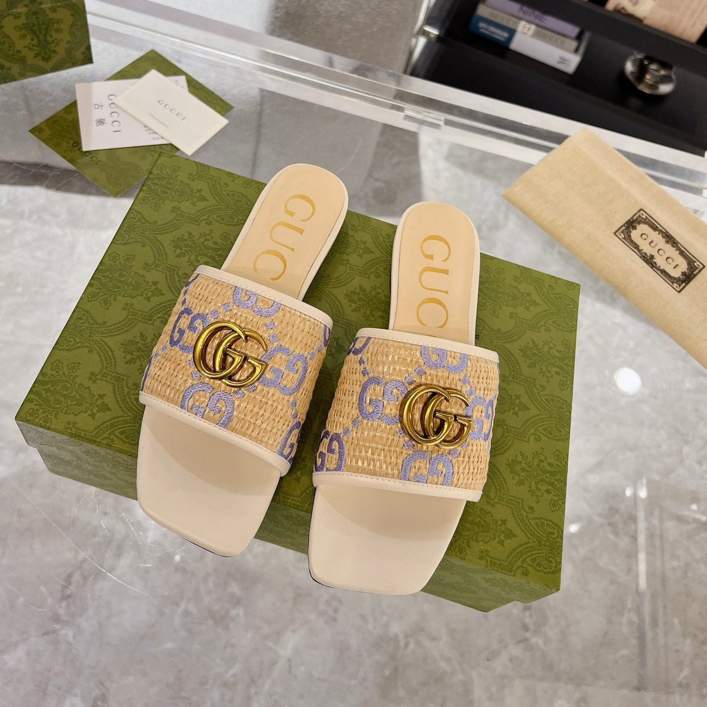 GG EXCLUSIVE SLIDE SANDAL IVORY SEDGE