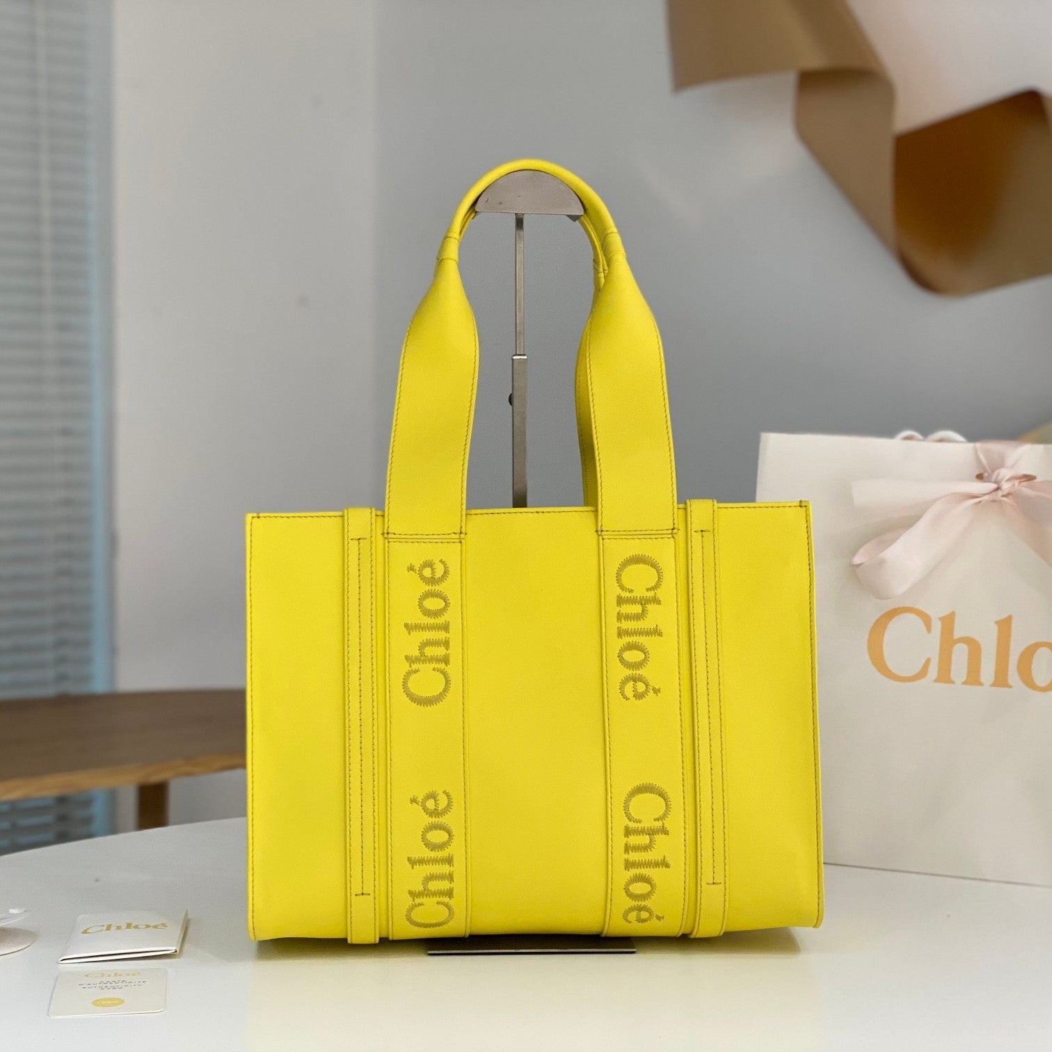 Chloé Woody tote bag yellow calfskin