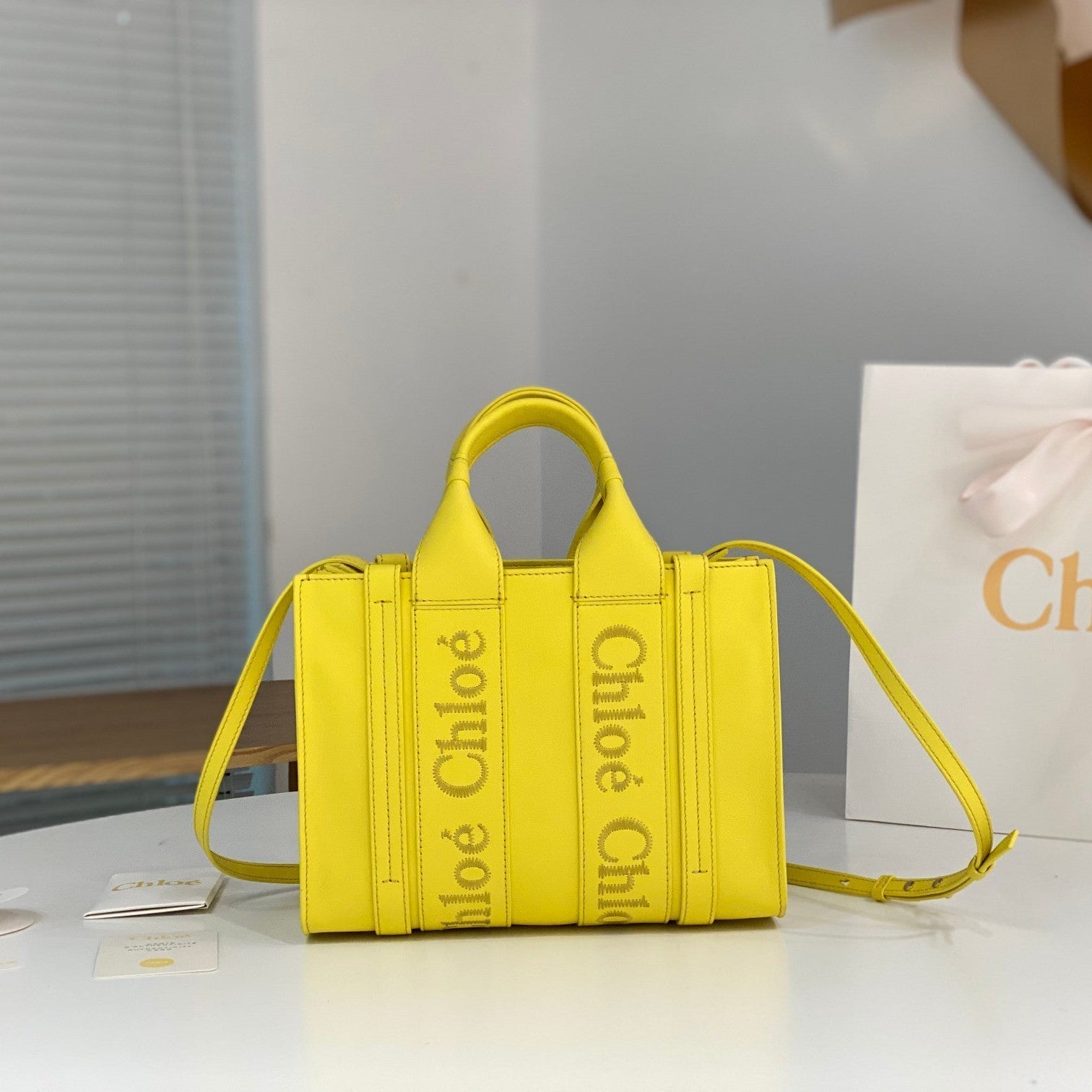 Chloé Woody small tote bag yellow calfskin