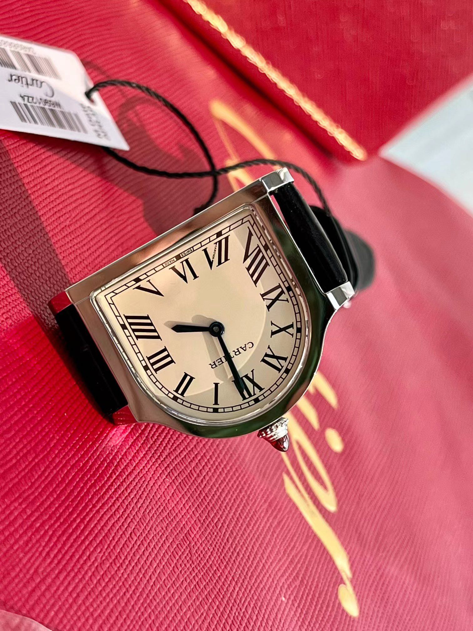 Cartier Cloche 37mm Quartz Silver Black