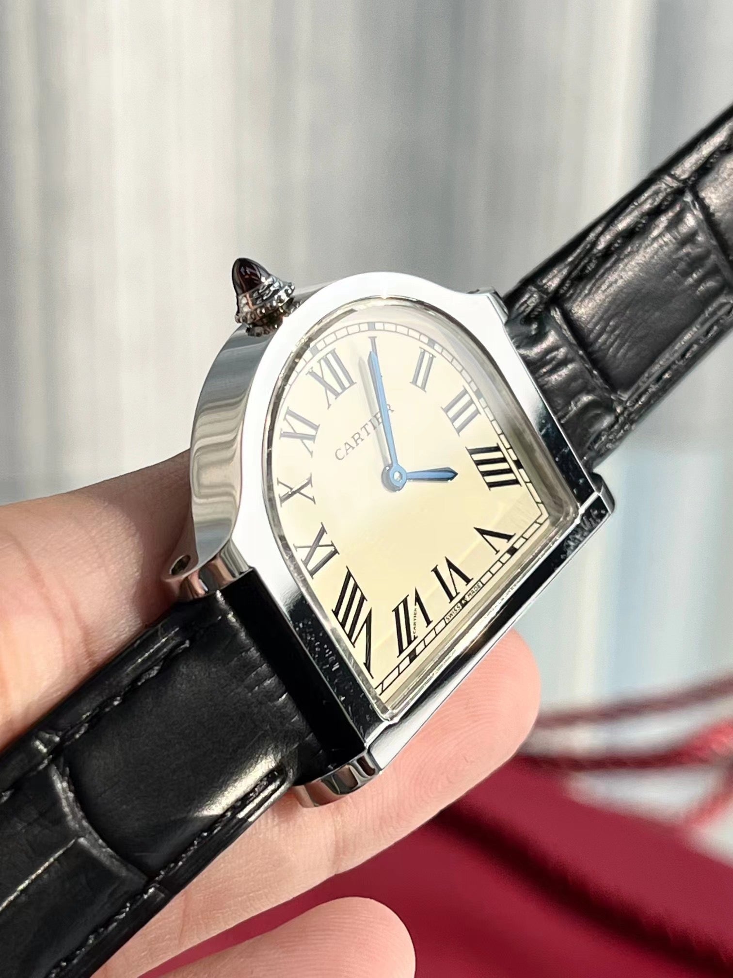 Cartier Cloche 37mm Quartz Silver Black
