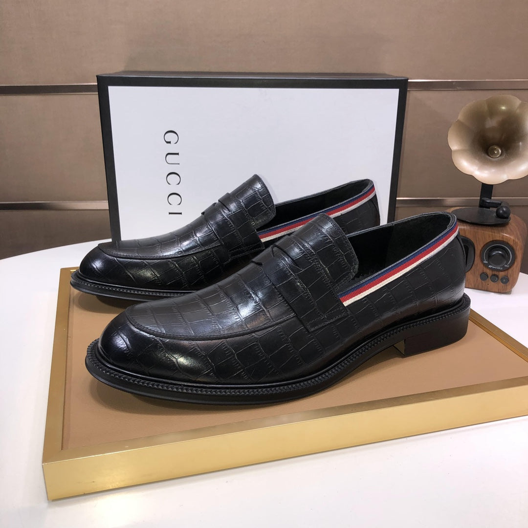 GG Men's Dress Loafer Black Cowhide 457680