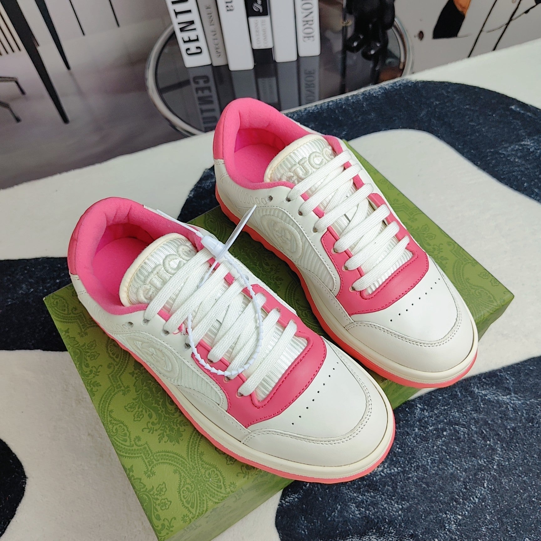 GG Men's MAC80 Sneaker White Pink Cowhide 523615