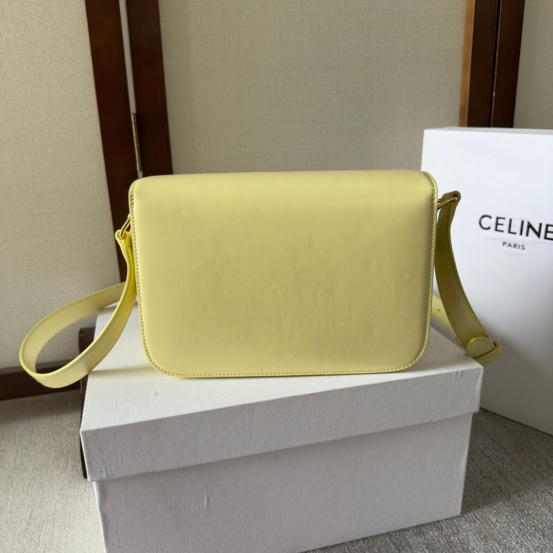 classique triomphe 22 lime calfskin gold hardware
