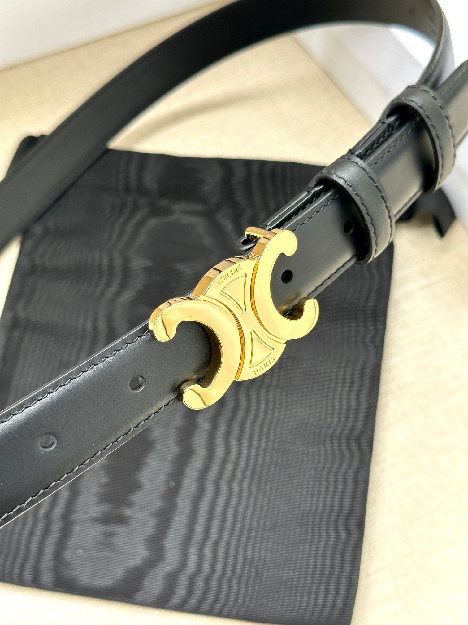 Medium Triomphe Belt 25mm Black Calfskin Ghw