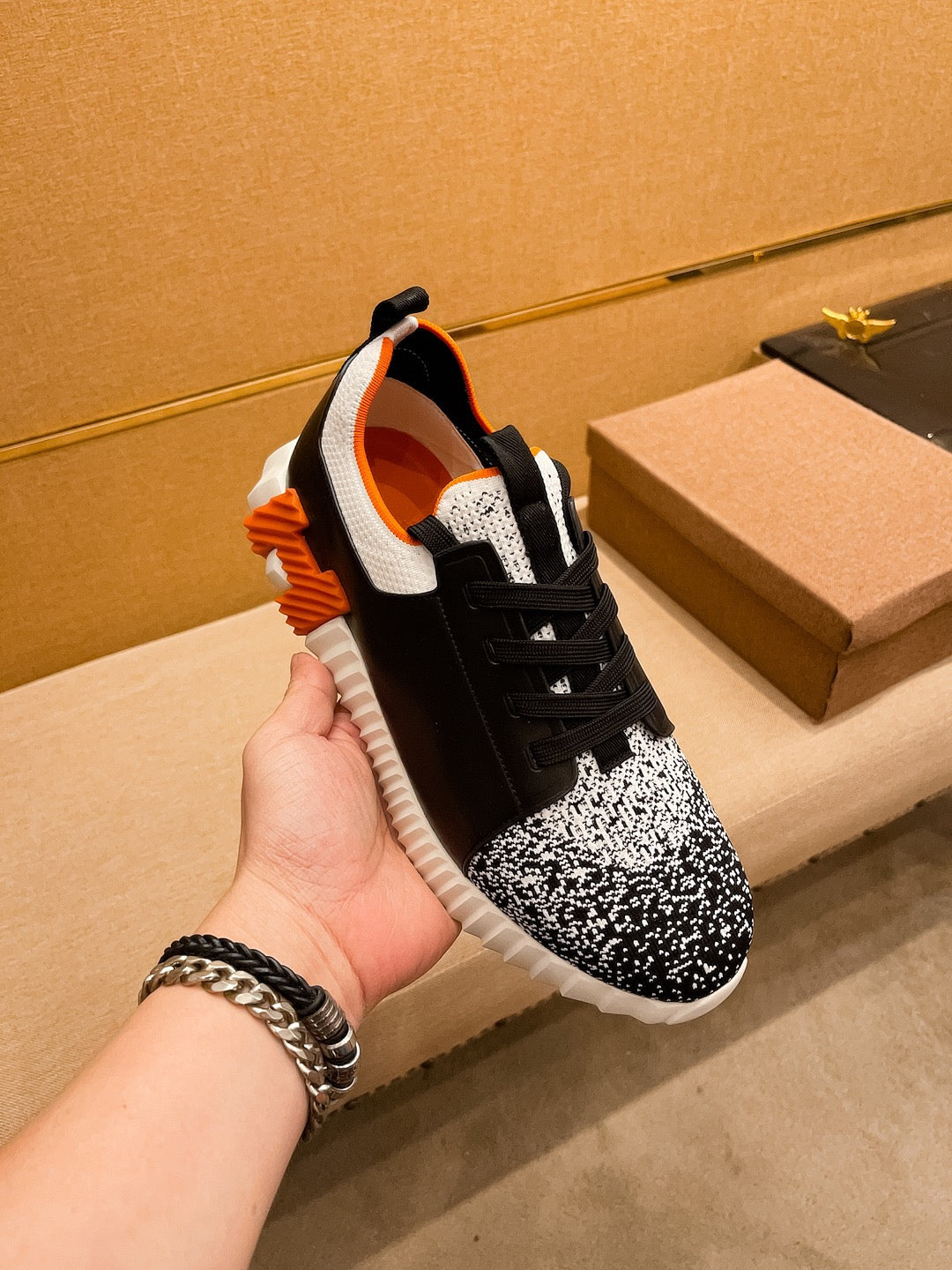 HM Men's Depart Slip-on Sneaker Black Cowhide 920356