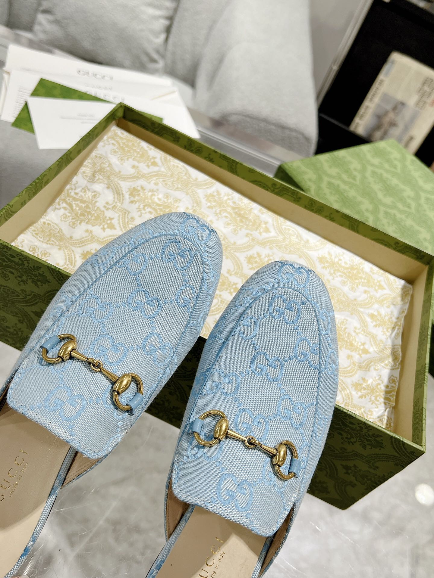 MEN'S MULE WITH HORSEBIT IN LIGHT BLUE MONOGRAM JACQUARD FABRIC