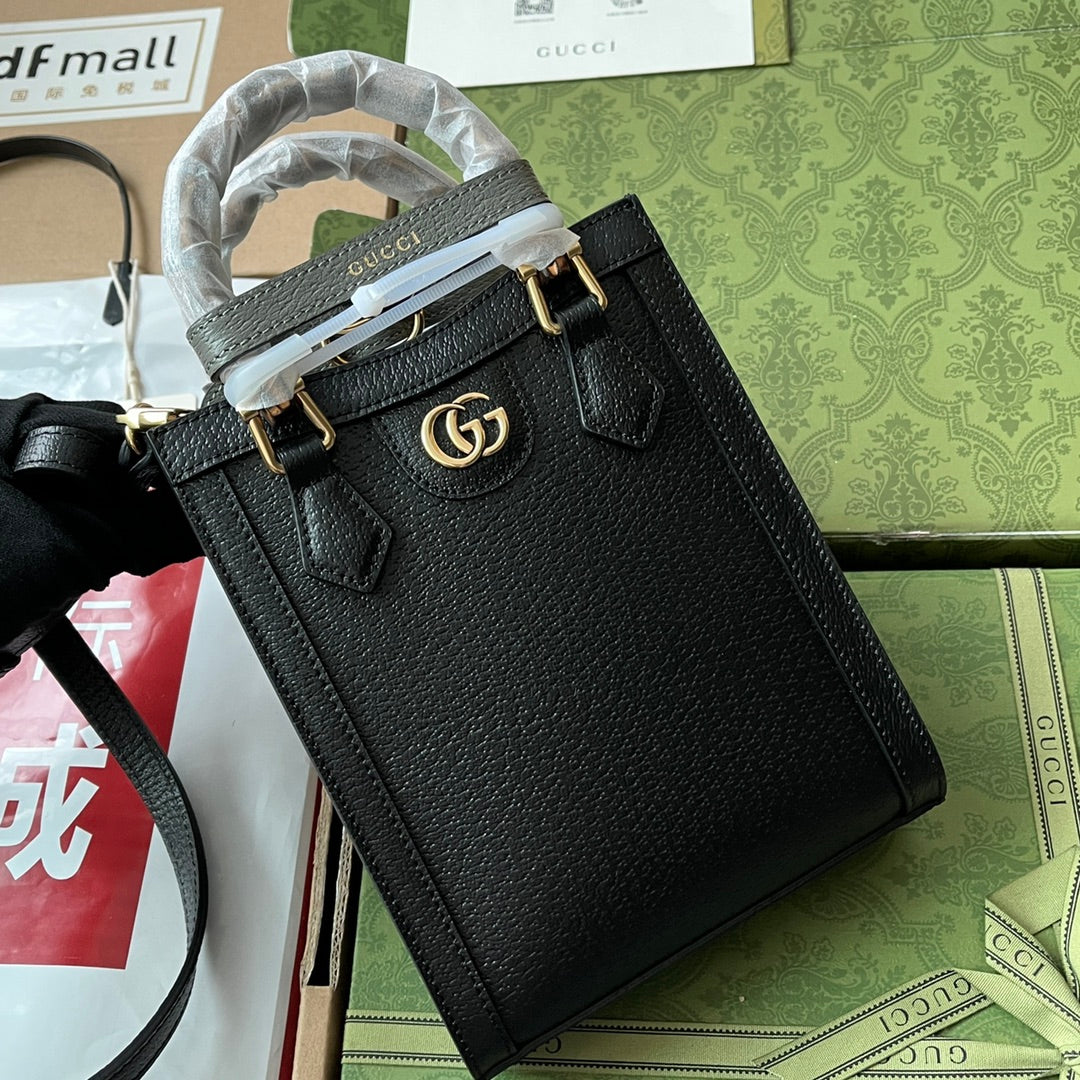 Gucci Diana Bamboo Mini Tote Bag Black Lambskin 240108