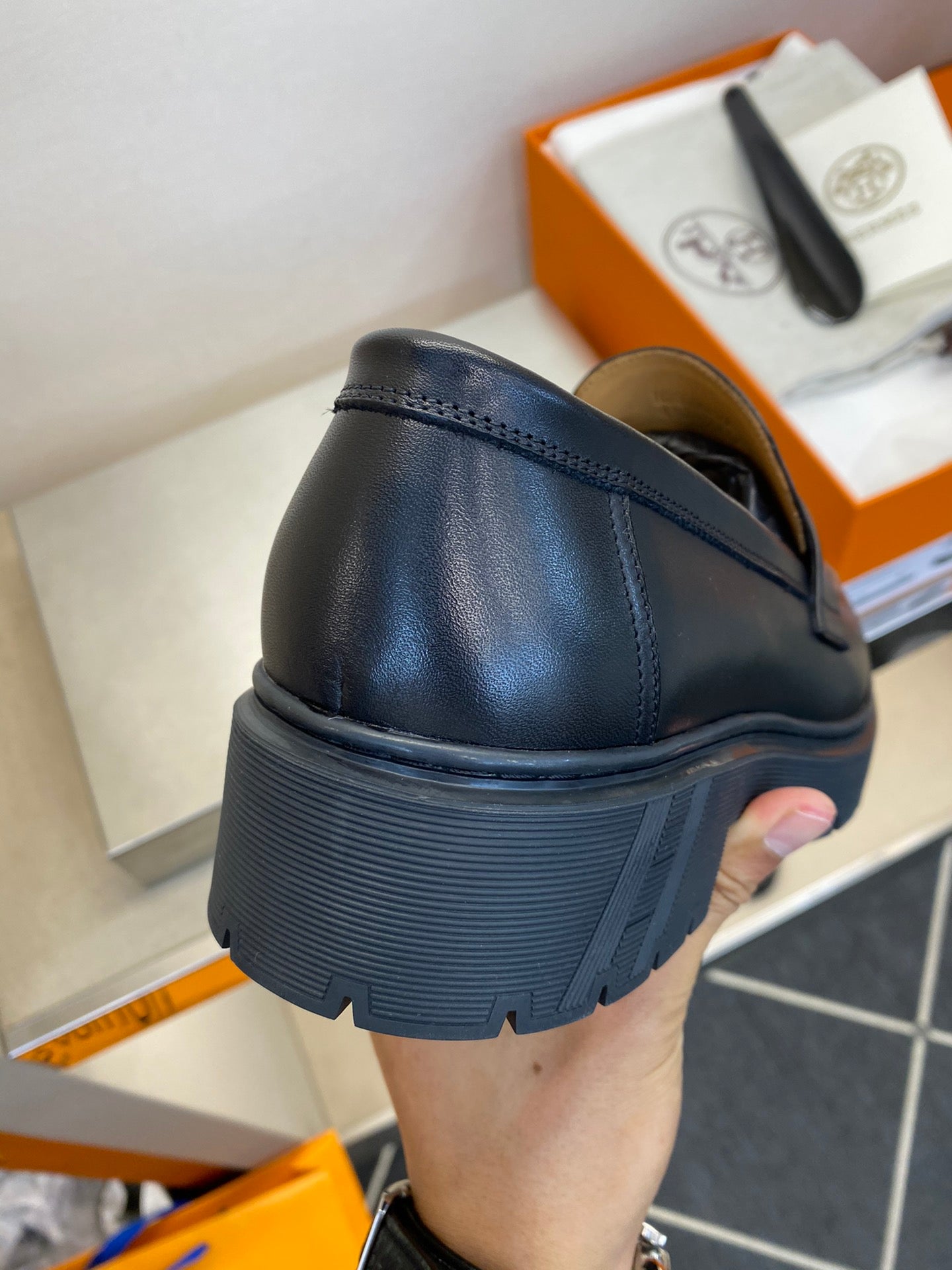 HM Men's Loafer Black Calfskin 540805