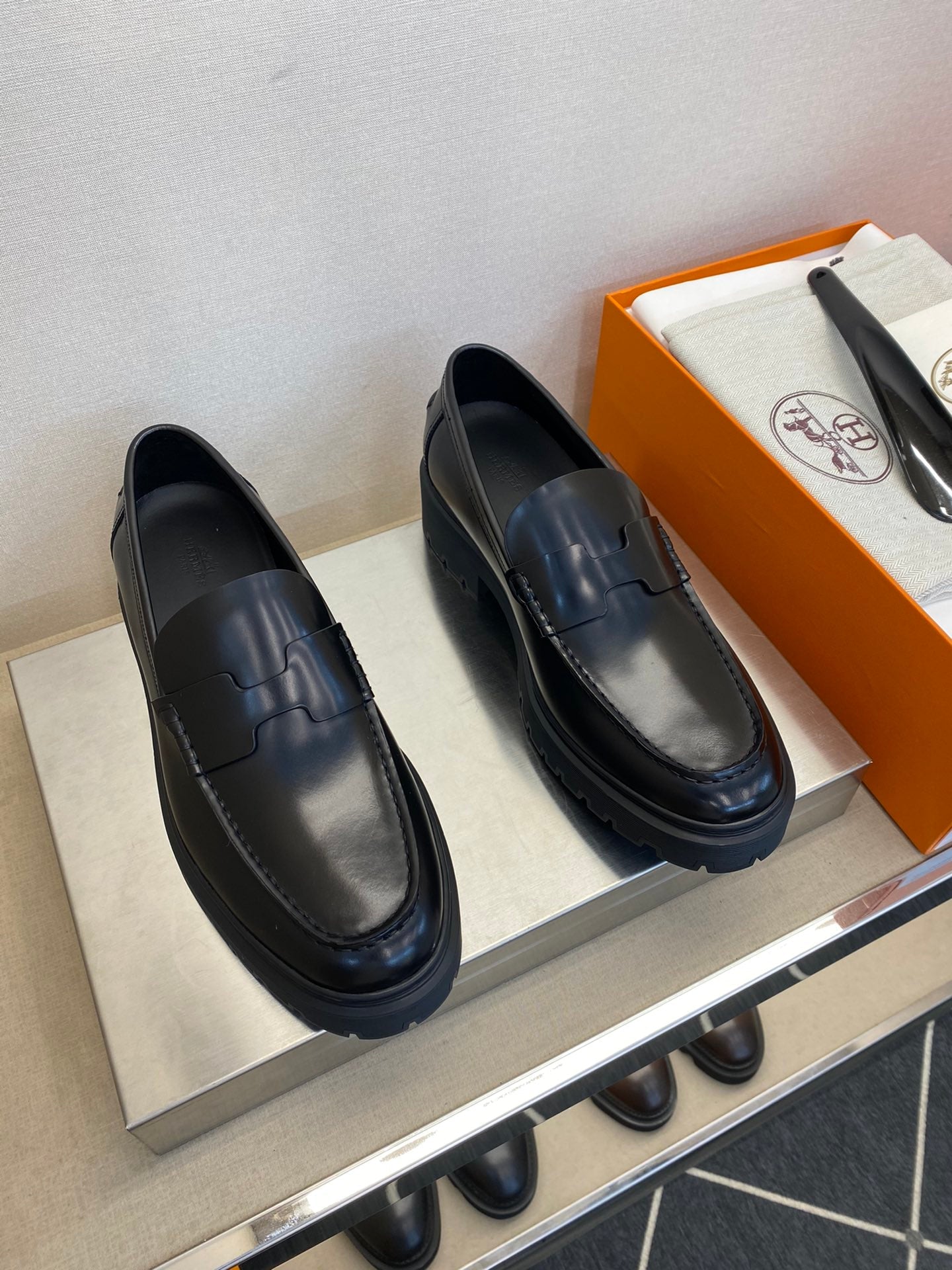 HM Men's Gentle Loafer Black Calfskin 540804