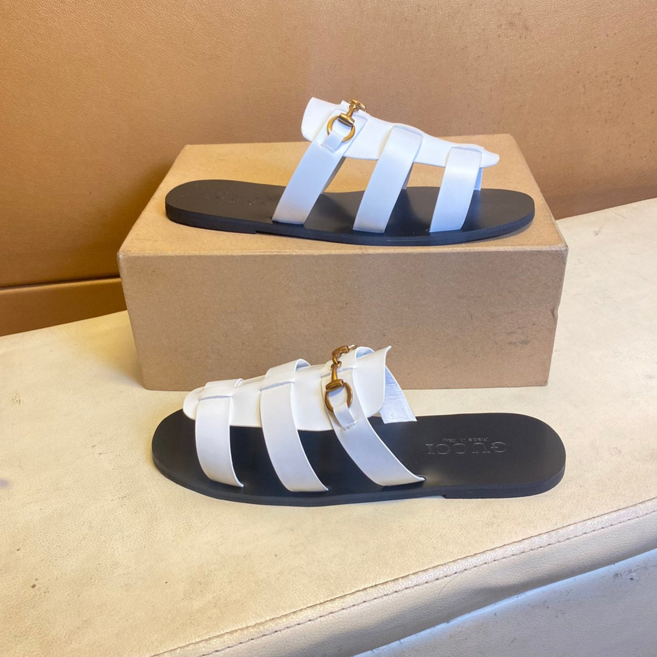 GG Men's Sandals Slide White Cowhide 724697