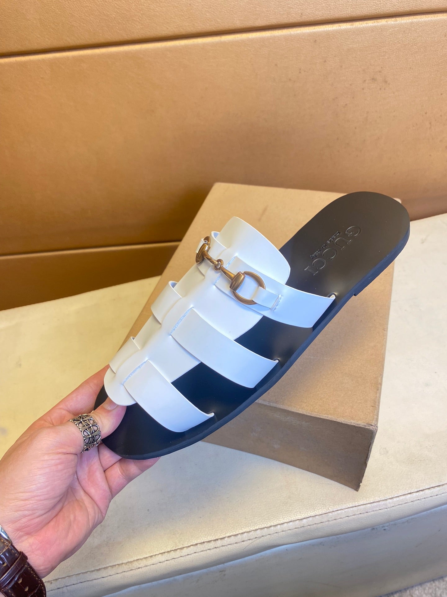 GG Men's Sandals Slide White Cowhide 724697