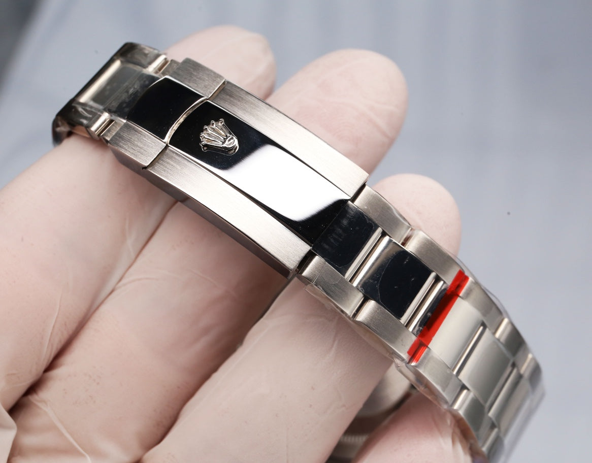 Rolex Datejust 41mm Silver Black Dial Diamond