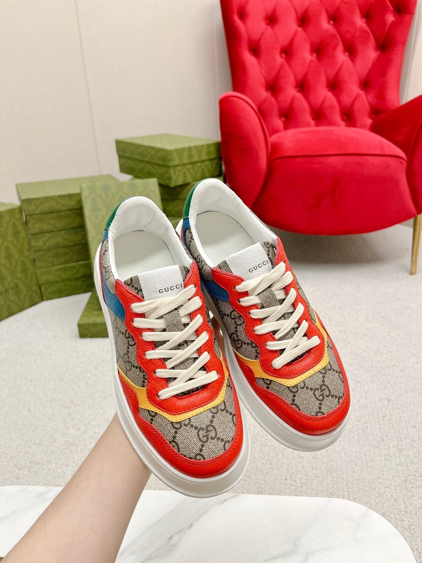 GG TRAINER LIGHT BROWN AND CANDY CALFSKIN