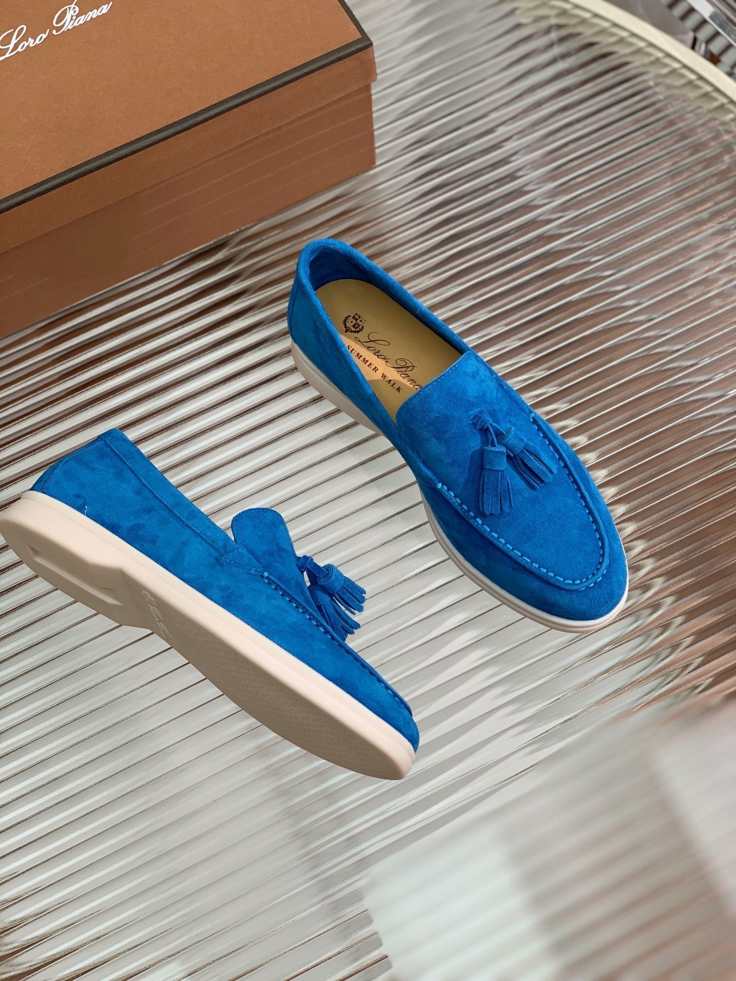 lp dot sole walk loafer blue suede