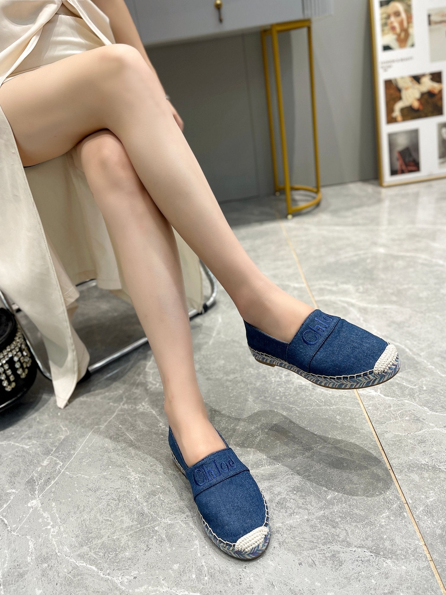 CHLOÃ‰ LOAFERS IN NAVY BLUE FABRIC AND RAFFIA