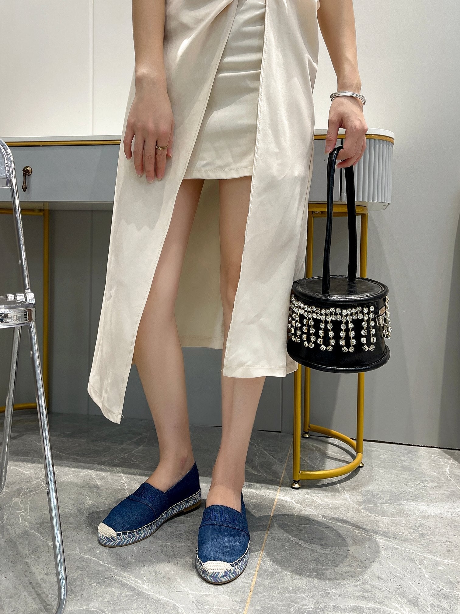 CHLOÃ‰ LOAFERS IN NAVY BLUE FABRIC AND RAFFIA