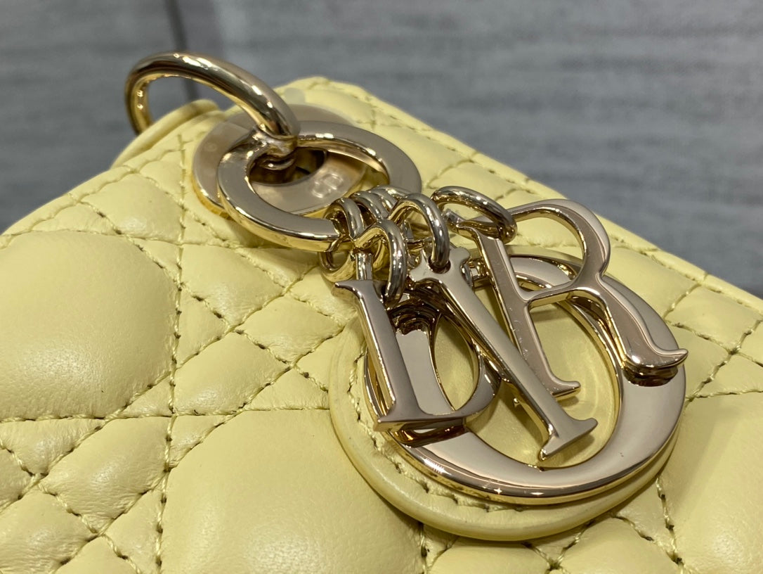 micro lady 12 yellow lambskin ghw