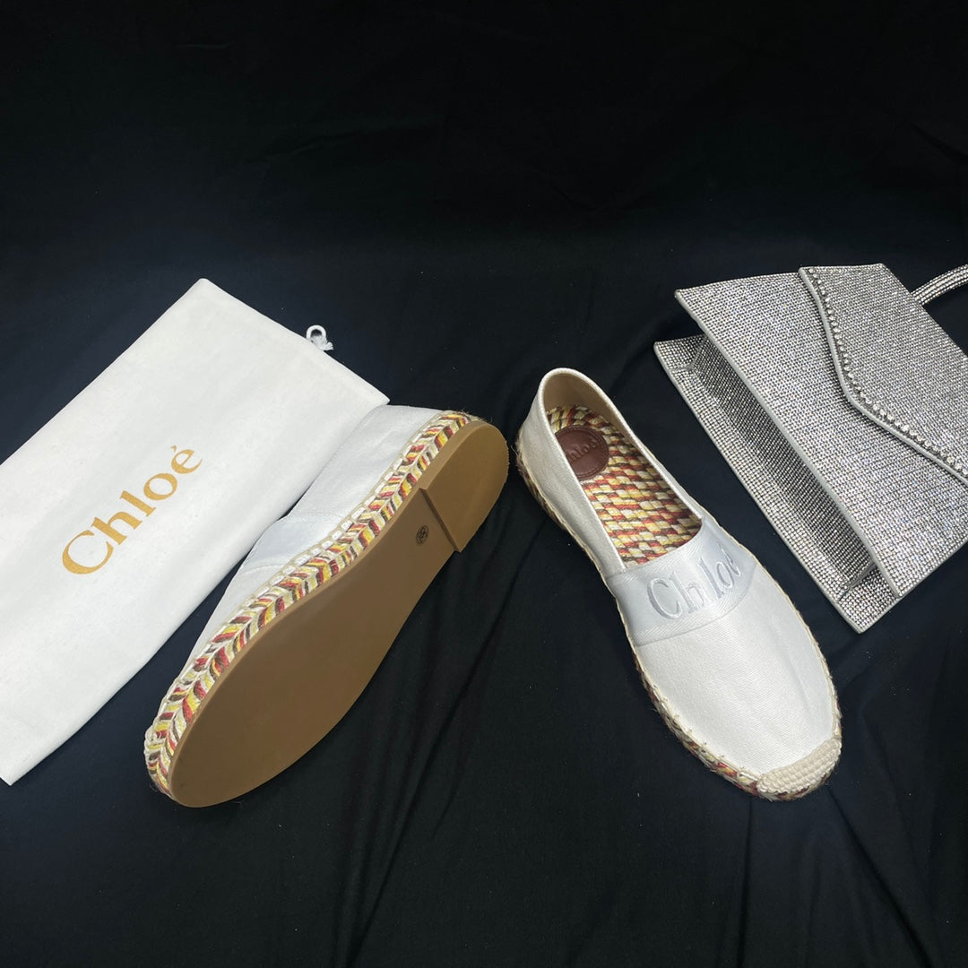 CHLOÃ‰ WOVEN LOAFER IN WHITE DENIM AND COLORFUL RAFFIA