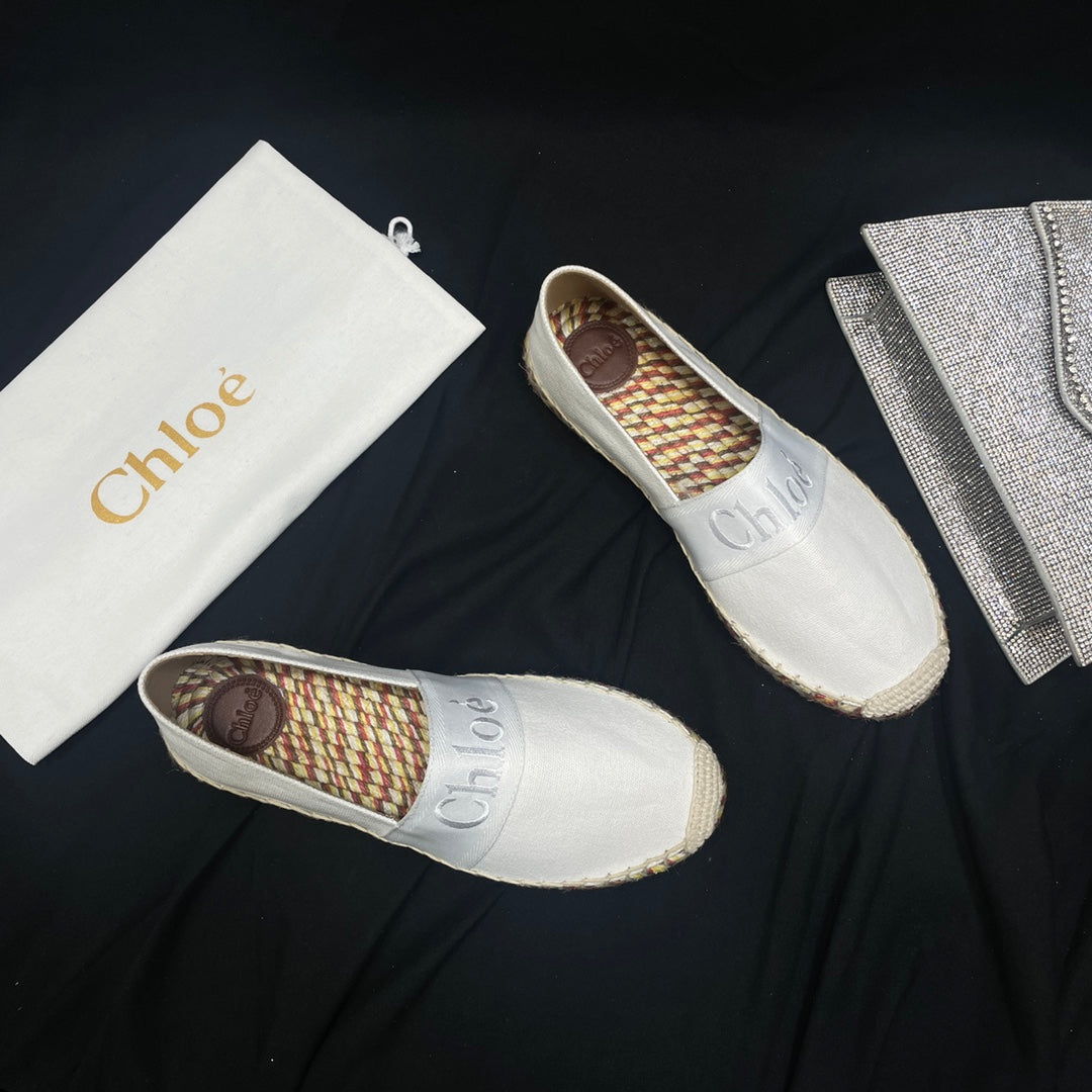 CHLOÃ‰ WOVEN LOAFER IN WHITE DENIM AND COLORFUL RAFFIA