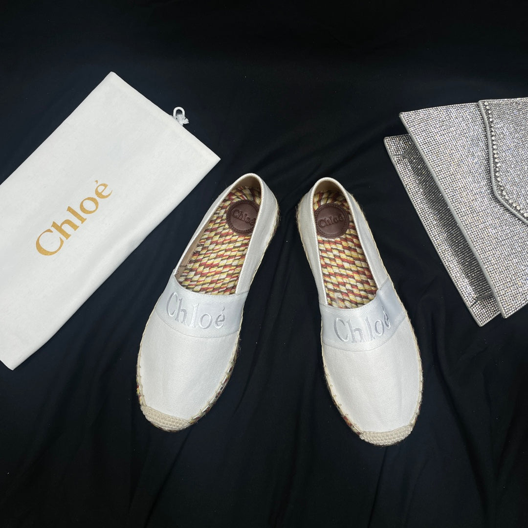 CHLOÃ‰ WOVEN LOAFER IN WHITE DENIM AND COLORFUL RAFFIA