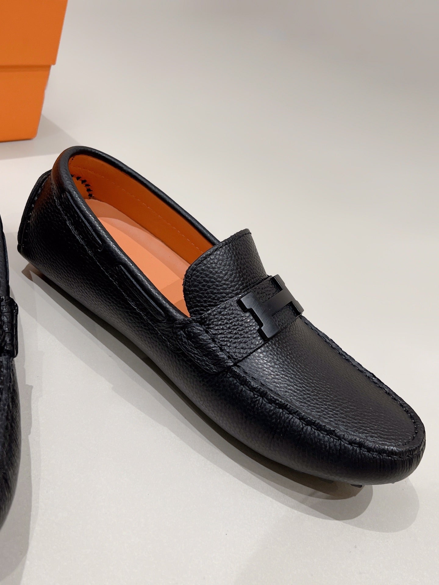 HM Men's Loafer Black Cowhide 557566