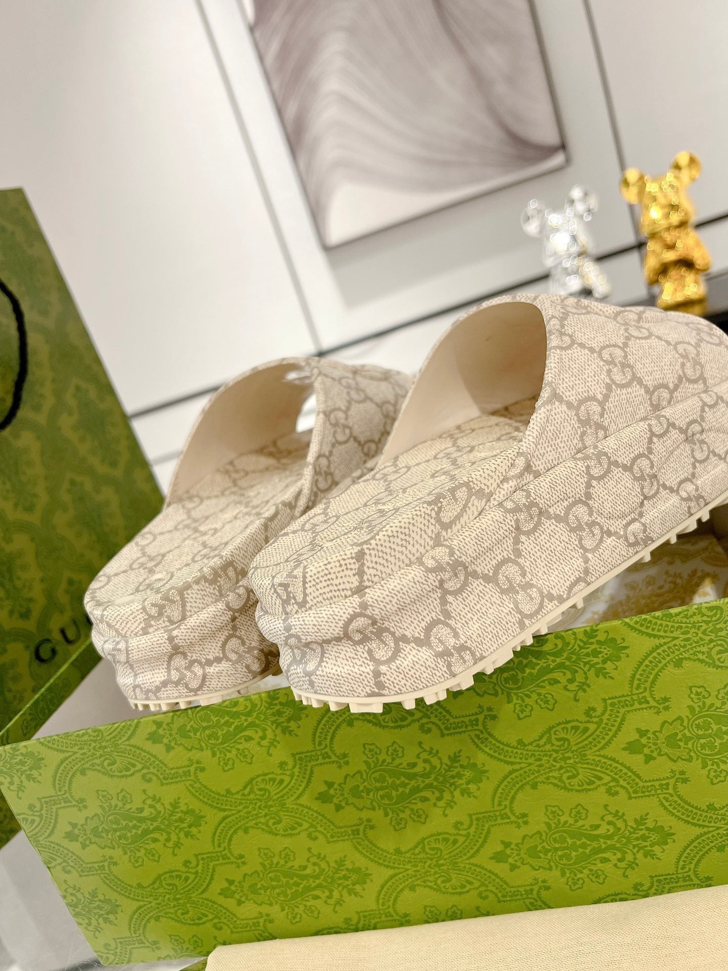 GC 25 Interlocking G 50mm Slide Sandal Monogram Beige Cowhide 292388