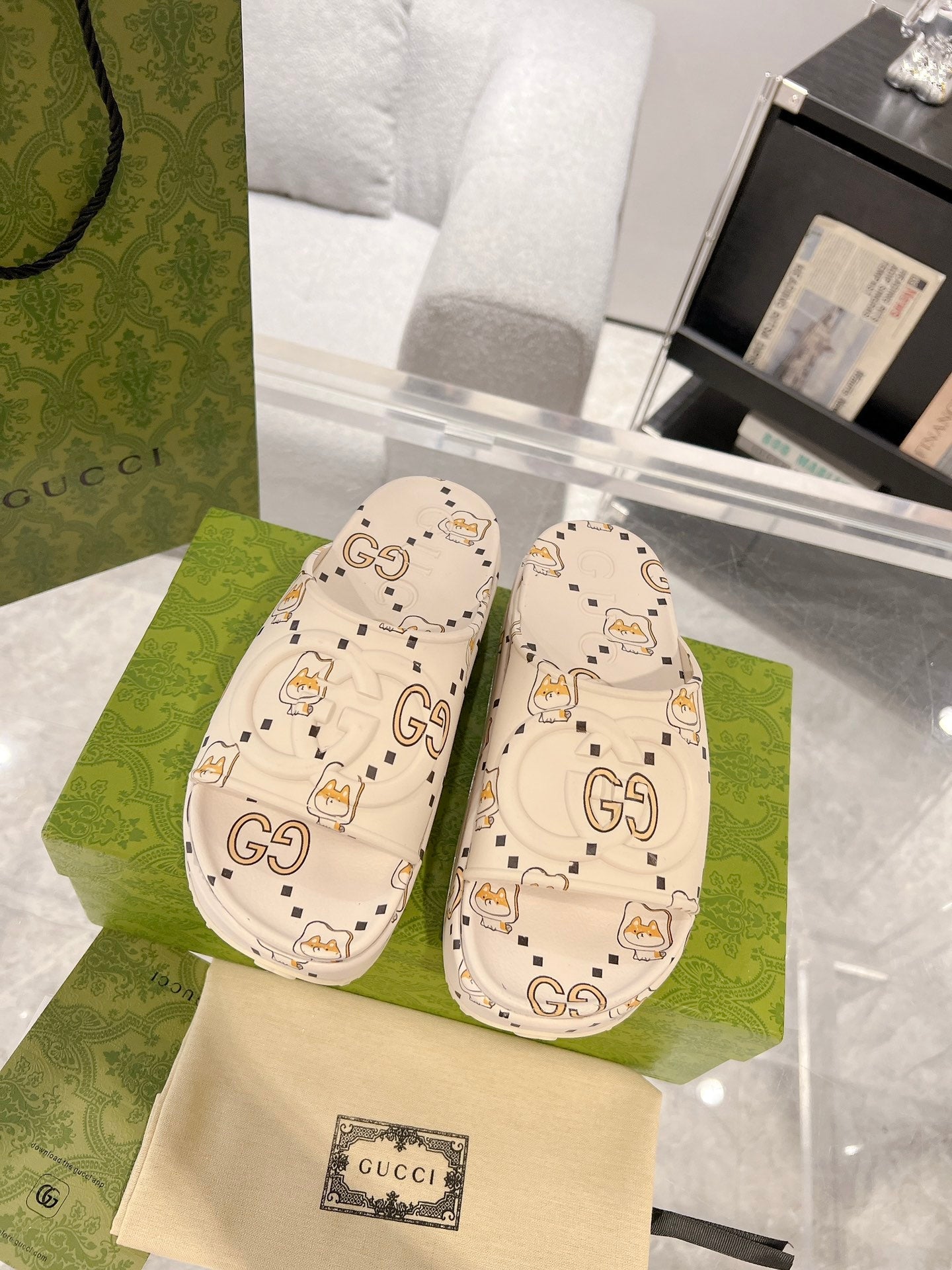 GC 25 Interlocking G 50mm Slide Sandal Monogram Beige Cowhide 292389