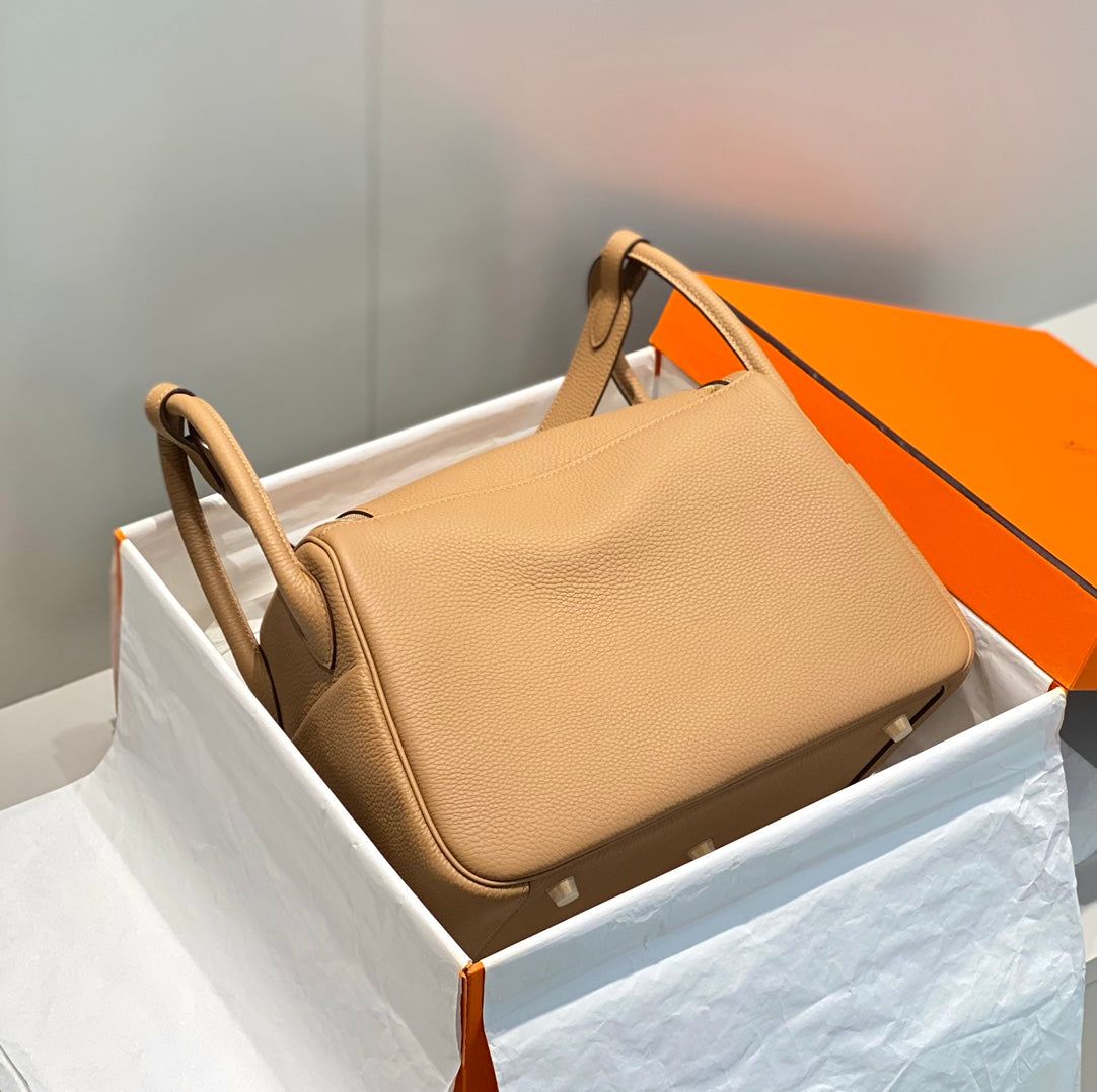 HM LINDY 30 BAG CAMEL TAURILLON CLEMENCE LEATHER