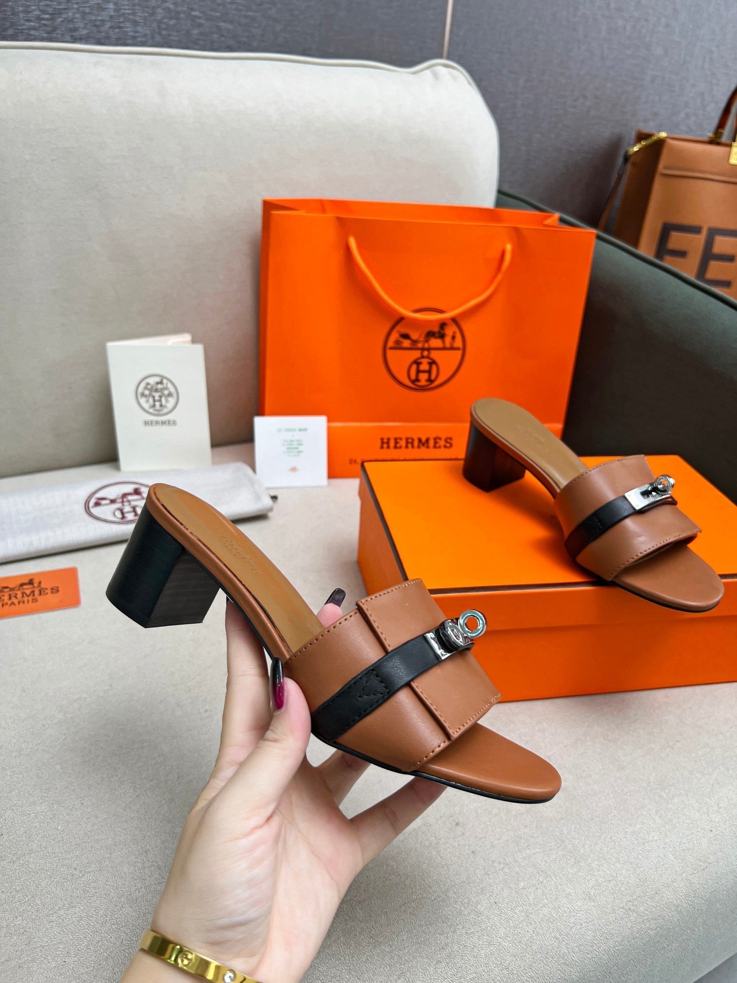 Gigi 50 Sandal Tan Black Calfskin