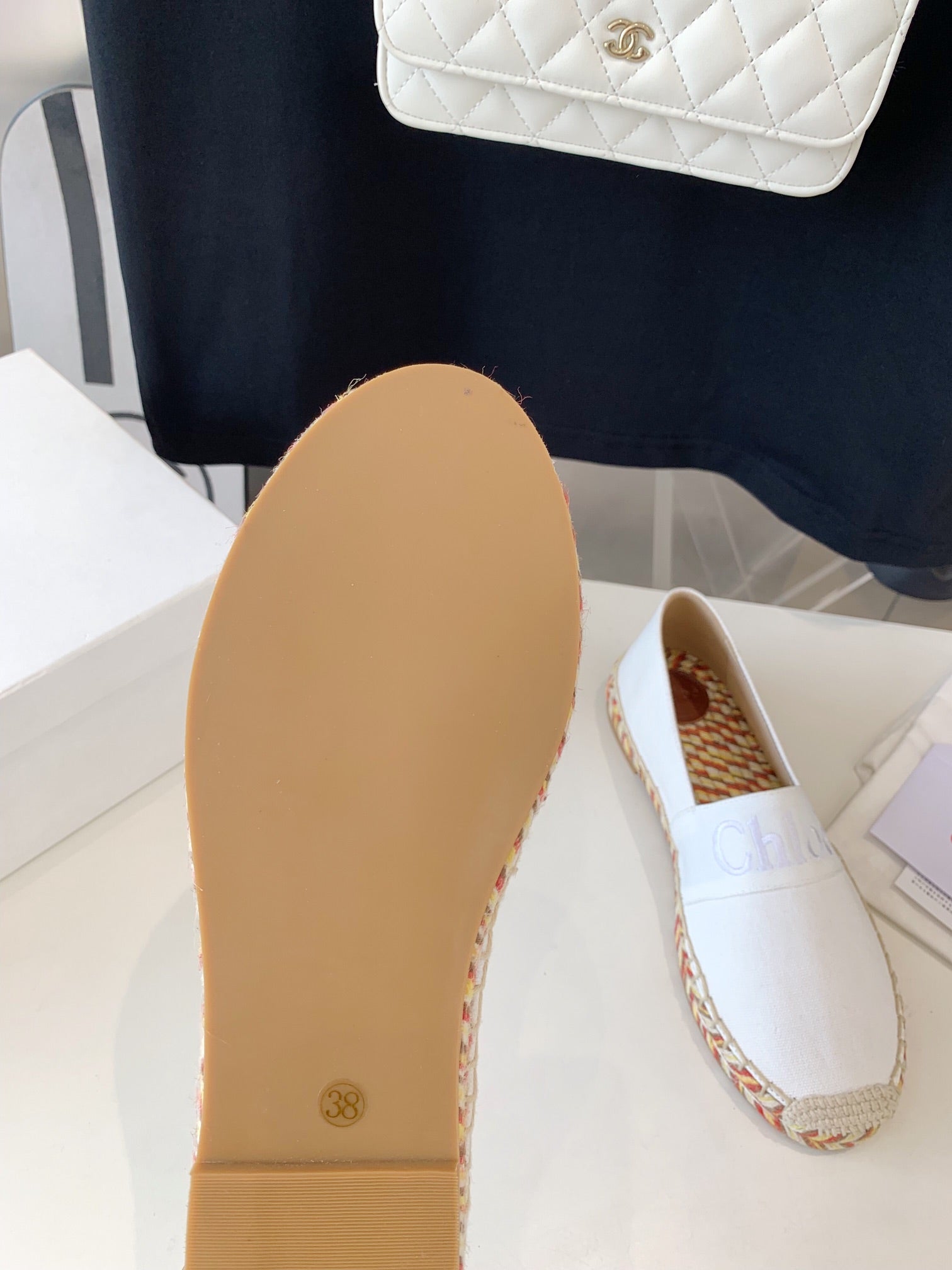 CHLOÃ‰ LOAFER SHOES IN WHITE DENIM AND WOVEN RAFFIA