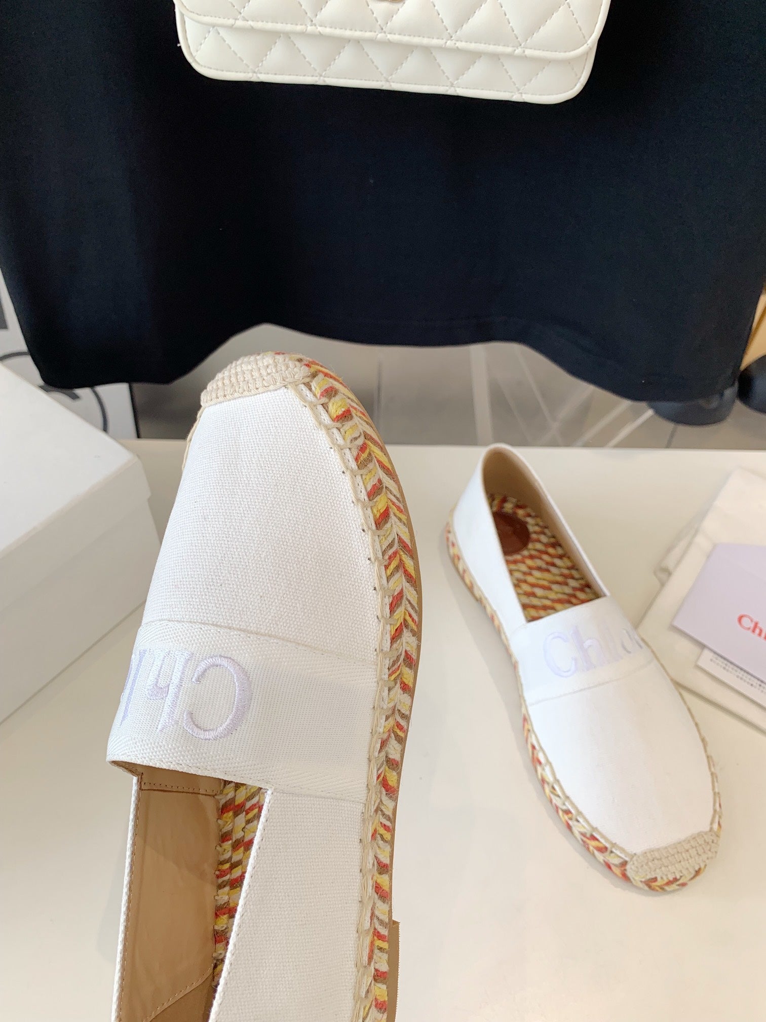 CHLOÃ‰ LOAFER SHOES IN WHITE DENIM AND WOVEN RAFFIA