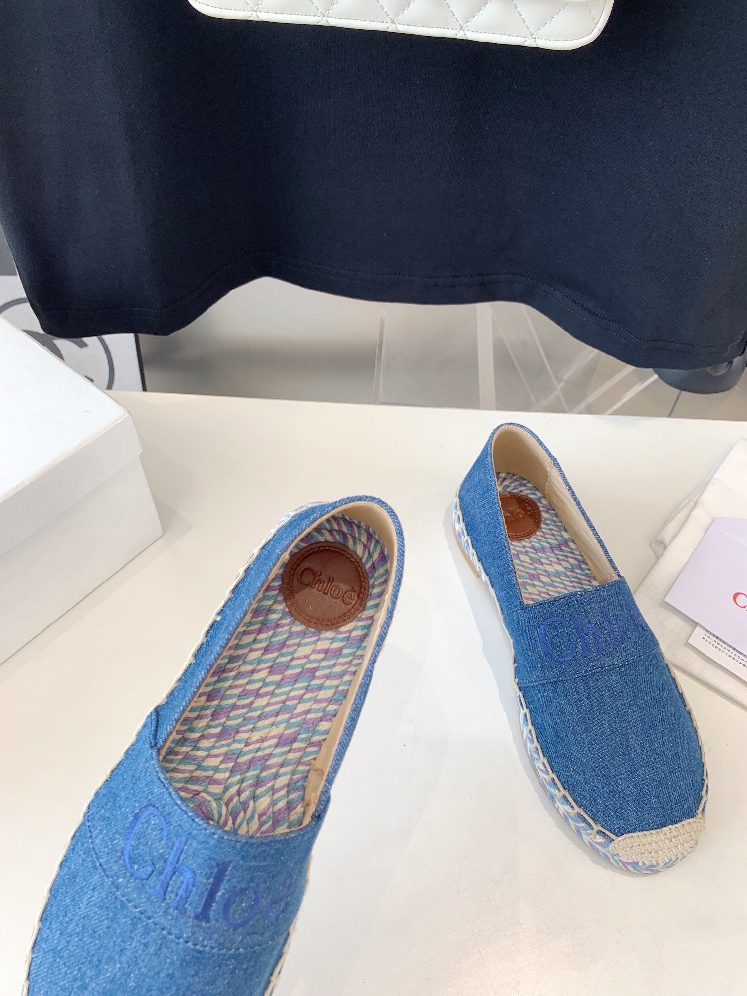 CHLOÃ‰ LOAFER SHOES IN CERULEAN BLUE DENIM AND WOVEN RAFFIA