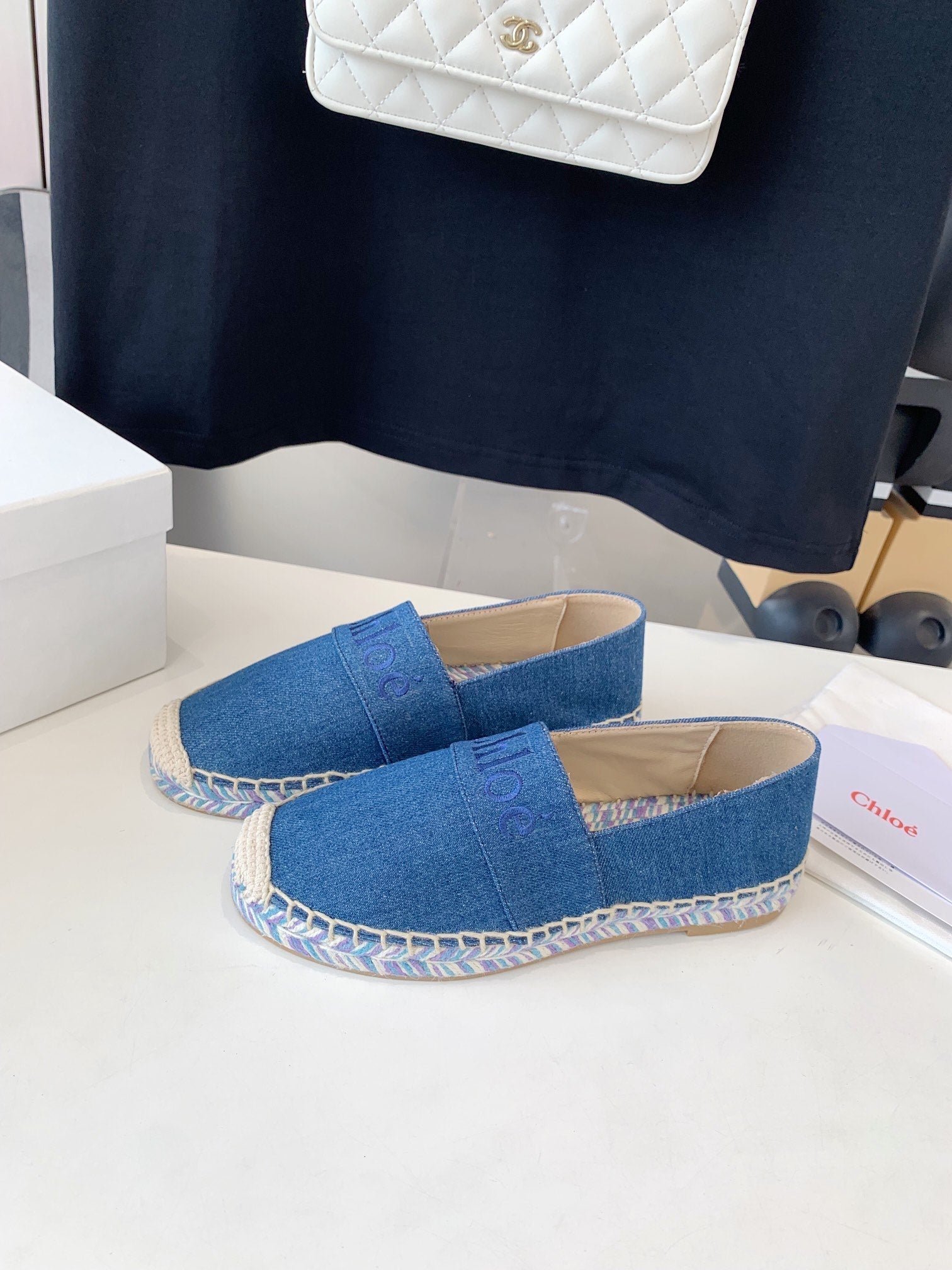 CHLOÃ‰ LOAFER SHOES IN CERULEAN BLUE DENIM AND WOVEN RAFFIA
