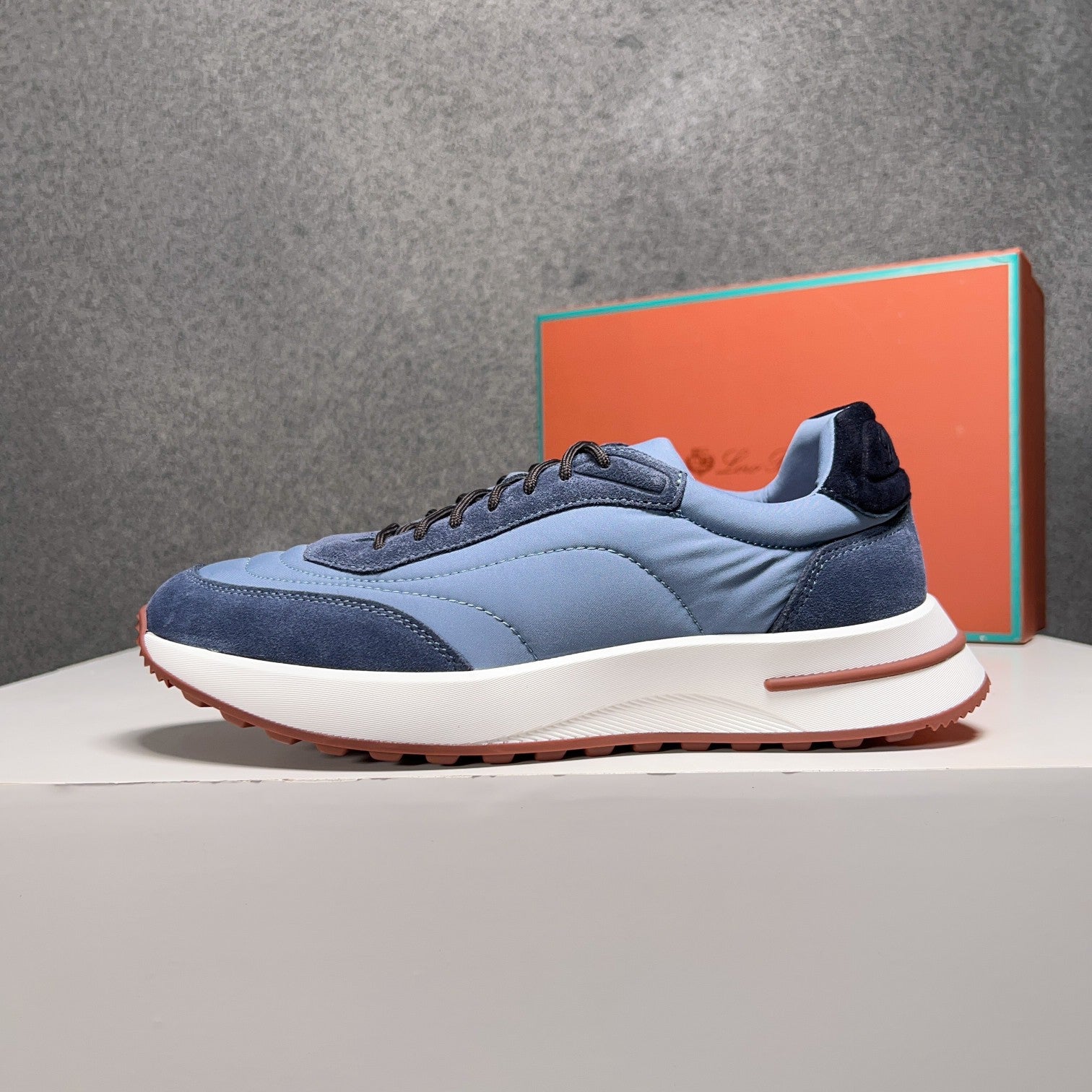 LP WEEKEND WALK SNEAKERS SKY SUEDE