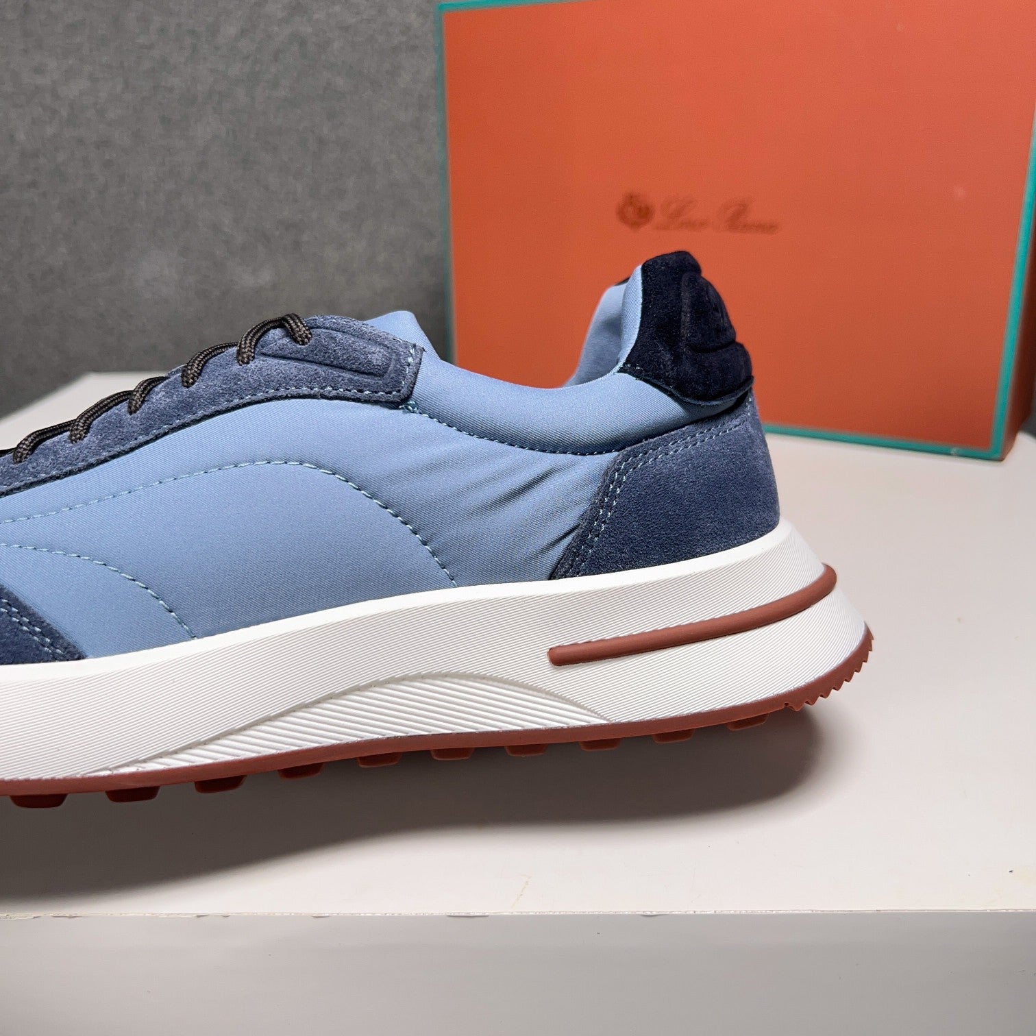 LP WEEKEND WALK SNEAKERS SKY SUEDE