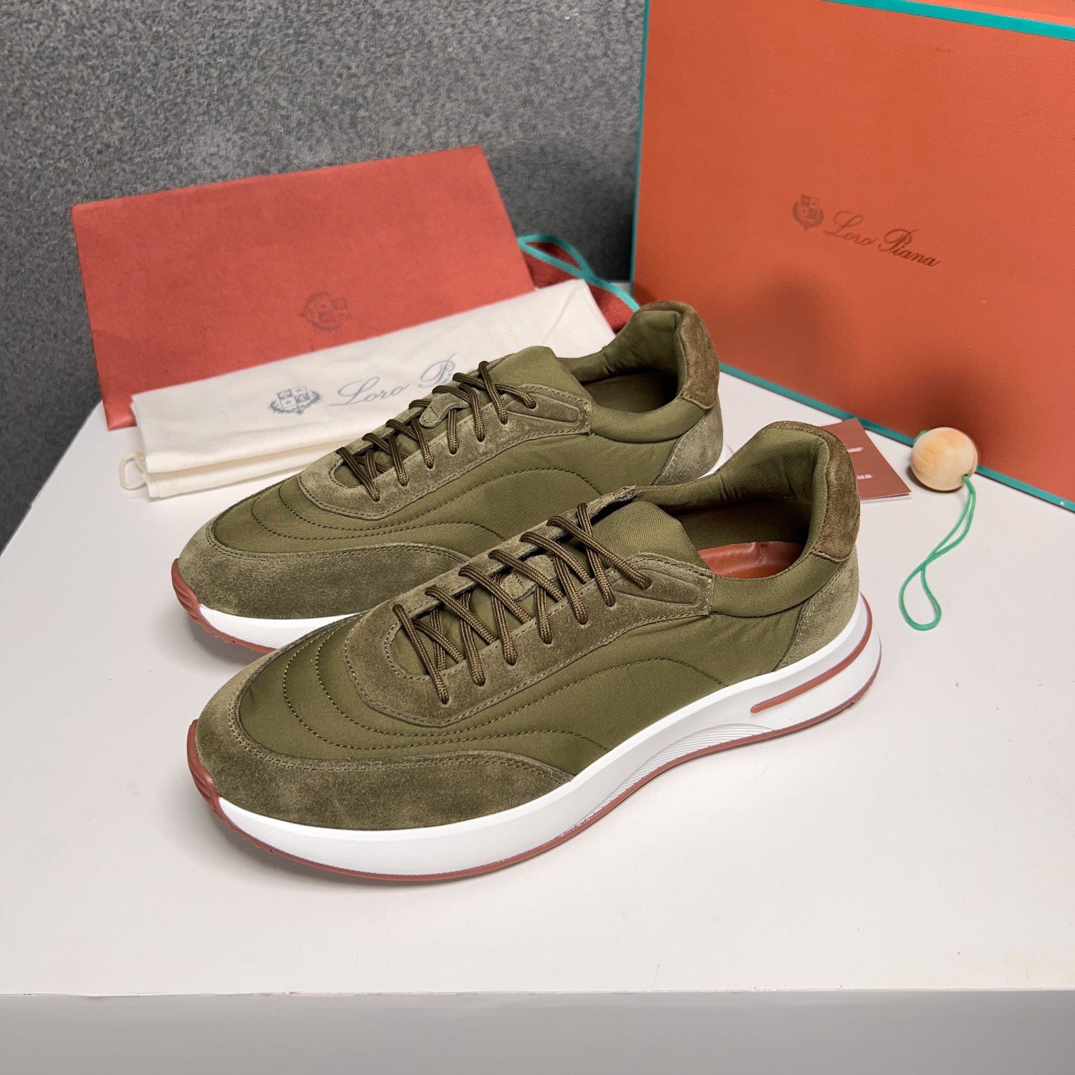 LP WEEKEND WALK SNEAKERS OLIVE SUEDE