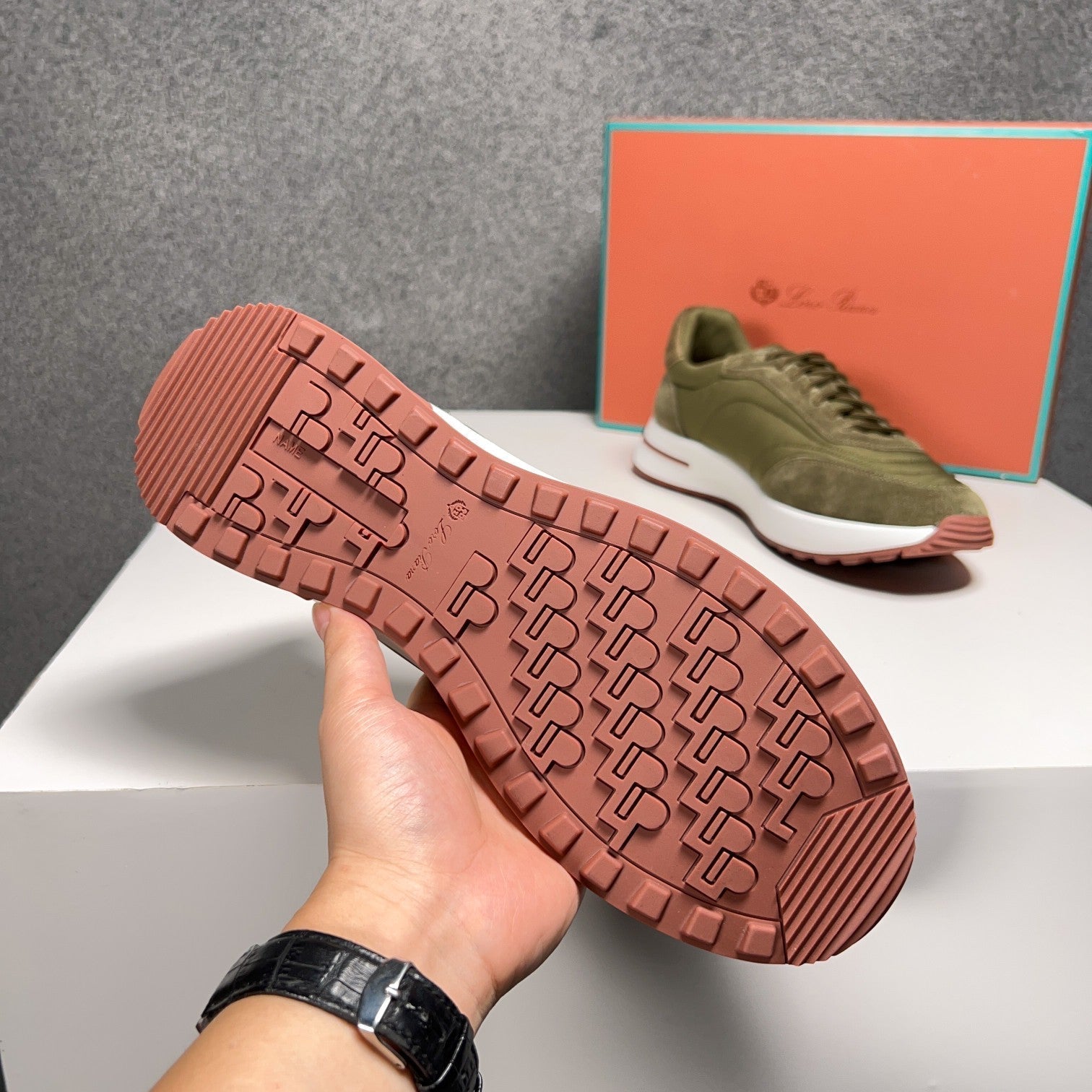 LP WEEKEND WALK SNEAKERS OLIVE SUEDE