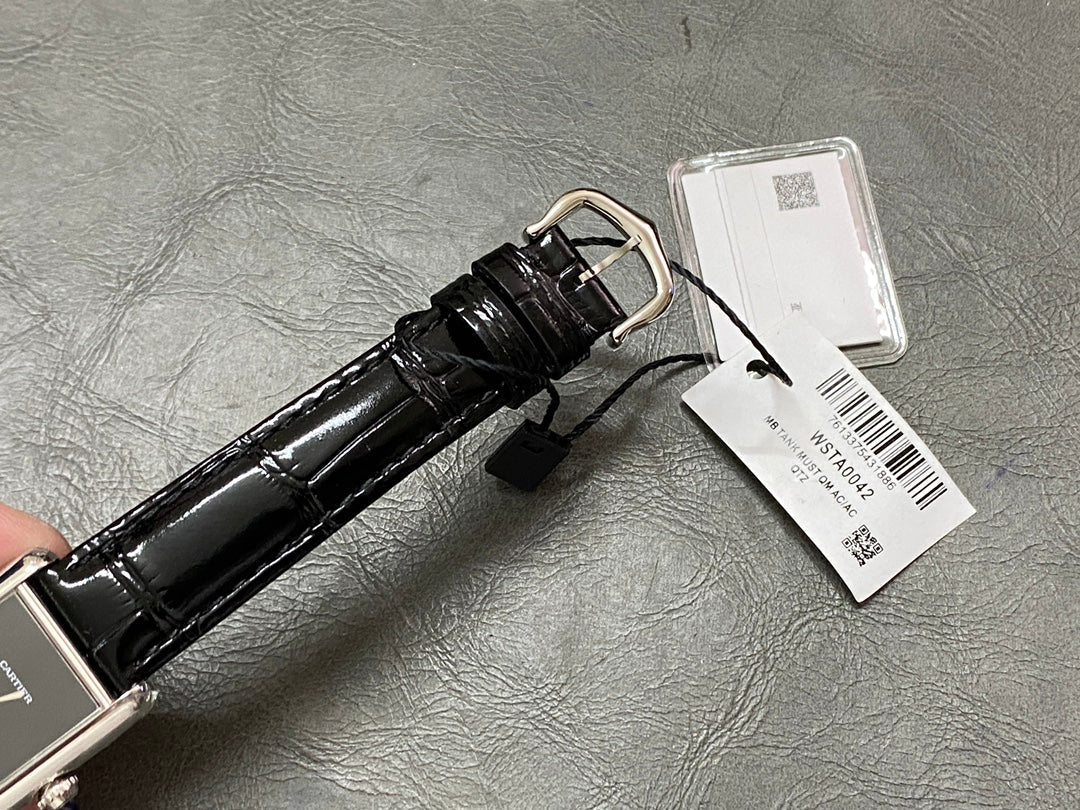 Cartier Tank 29.5mm Silver Black Leather