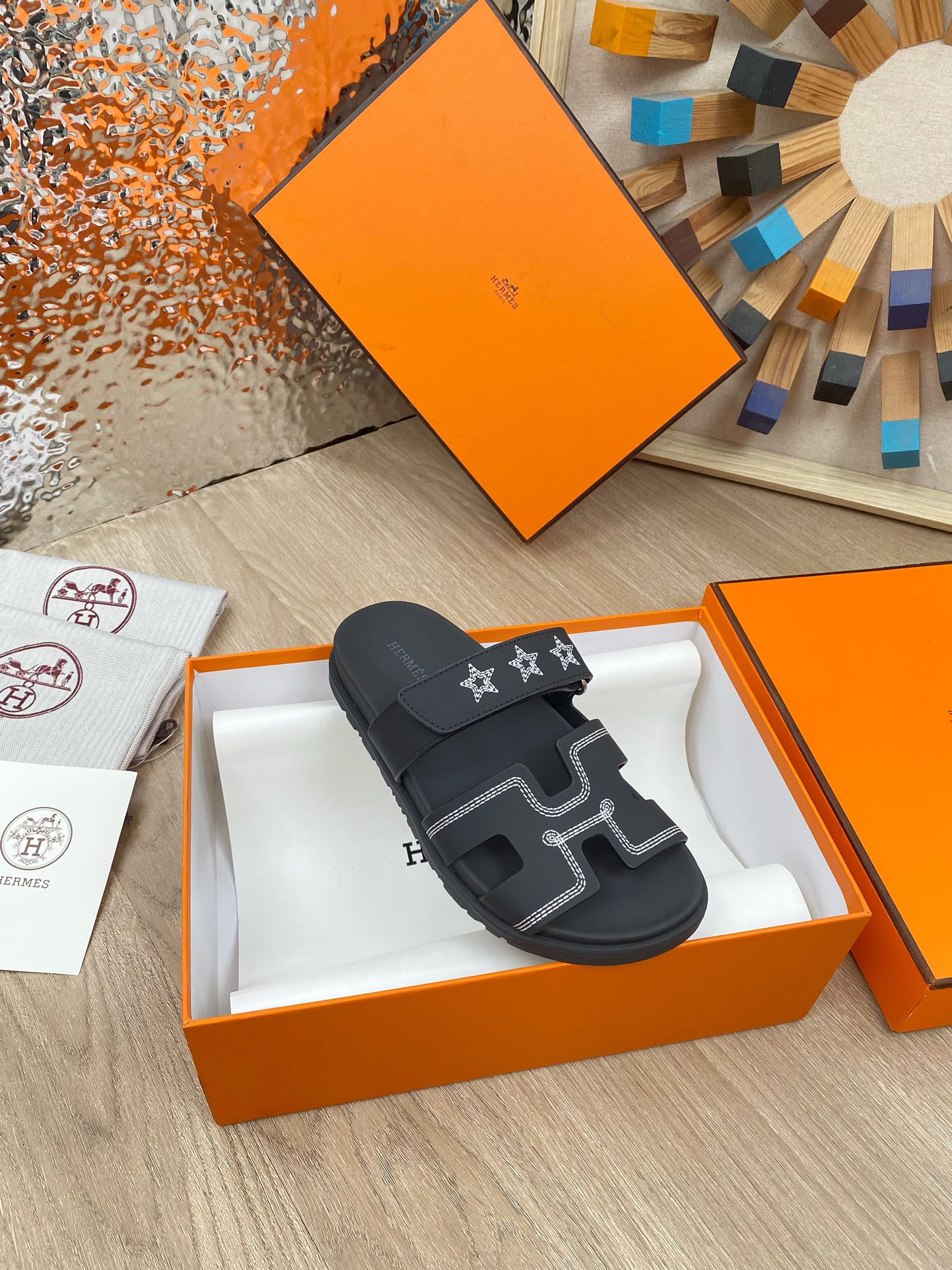 chypre sandal black calfskin white thread embroidered