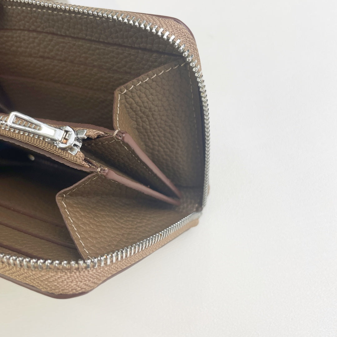 HM SILK'IN SHORT WALLET 11.5 BROWN GRAINED CALFSKIN