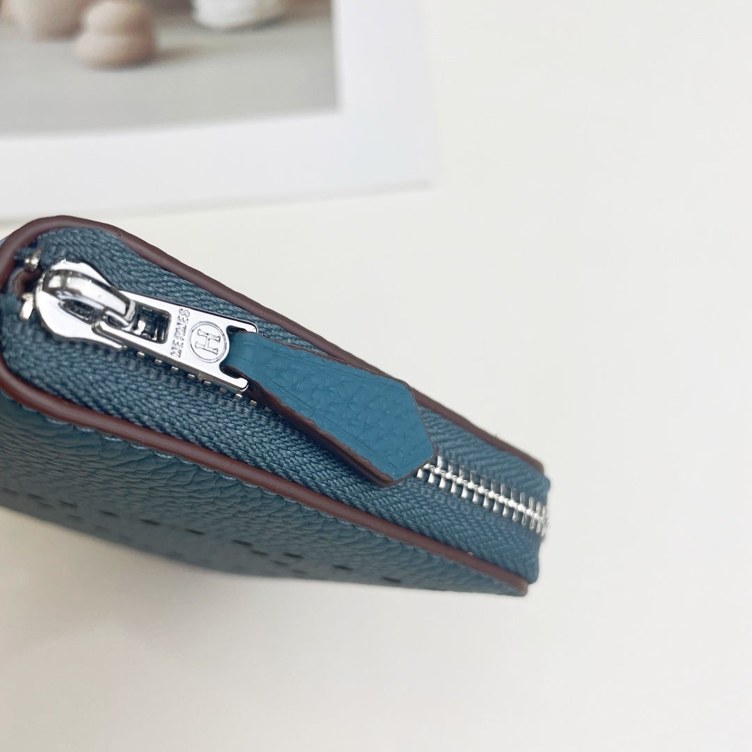 HM SILK'IN HOLED SHORT WALLET 11.5 CERULEAN GRAINED CALFSKIN
