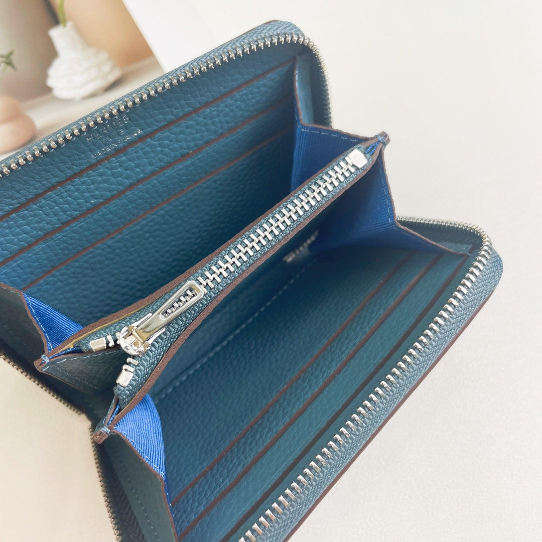 HM SILK'IN HOLED SHORT WALLET 11.5 CERULEAN GRAINED CALFSKIN