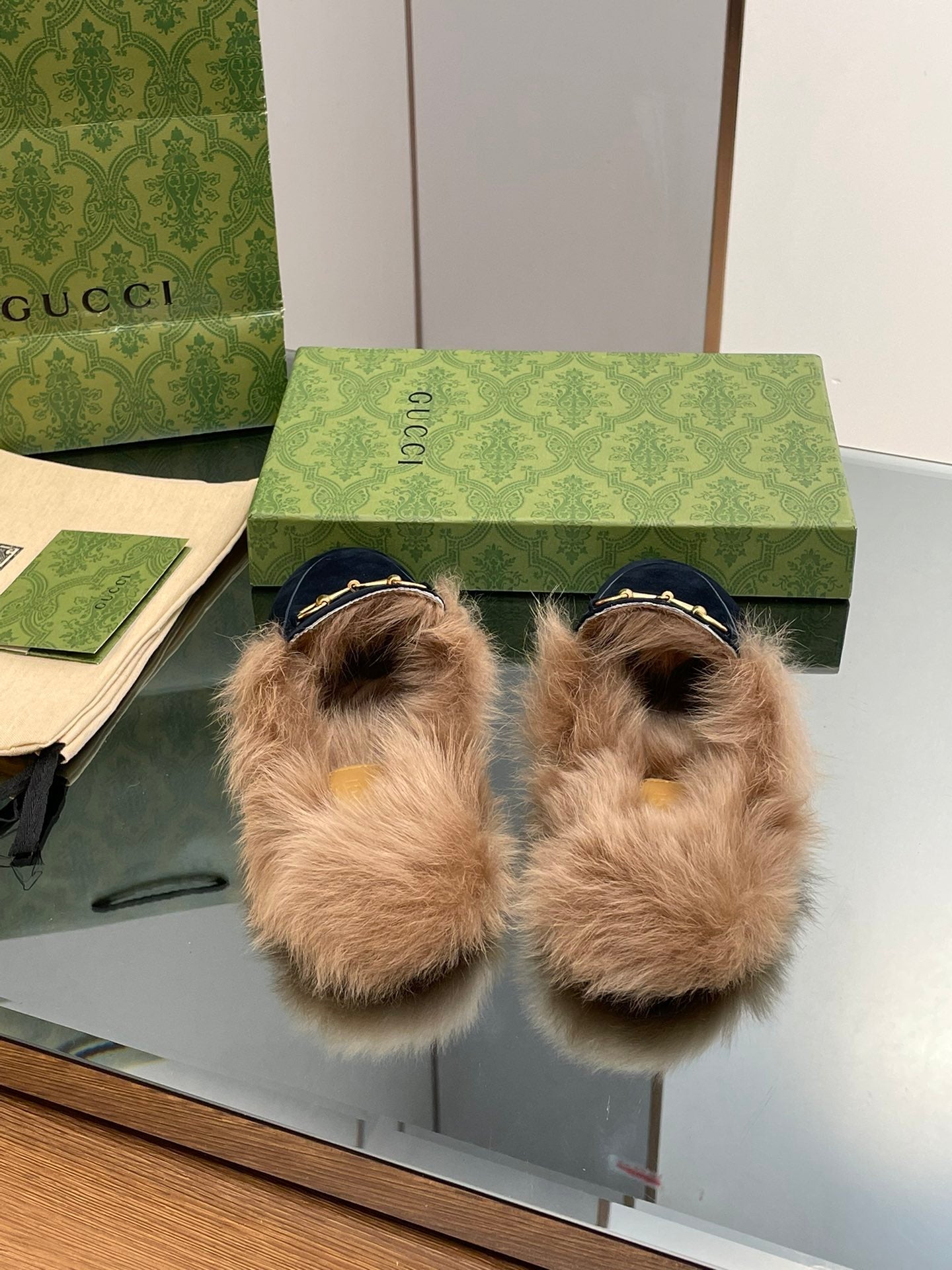 HORSEBIT MULE IN NAVY BLUE SUEDE AND LAMB WOOL LINING