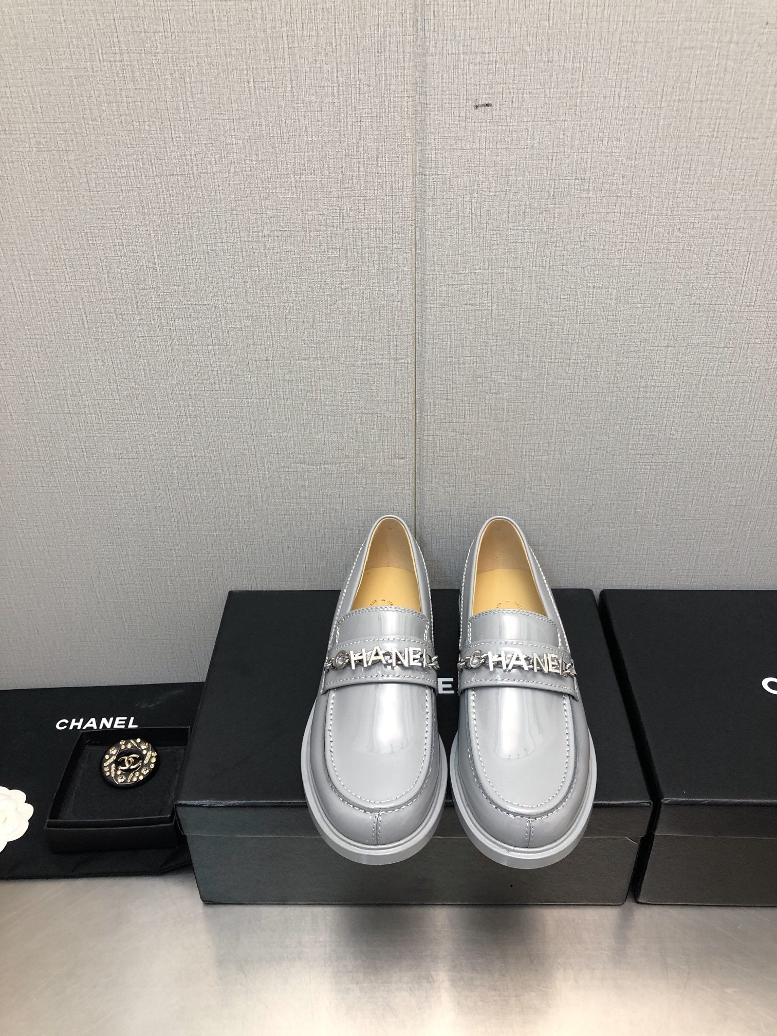 CC 25C Loafer Periwinkle Glossy Calf Leather 212975