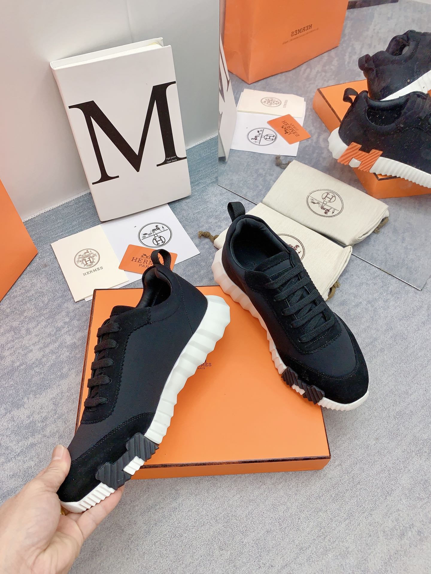 HM Bouncing Sneaker In Black Lambskin 106437