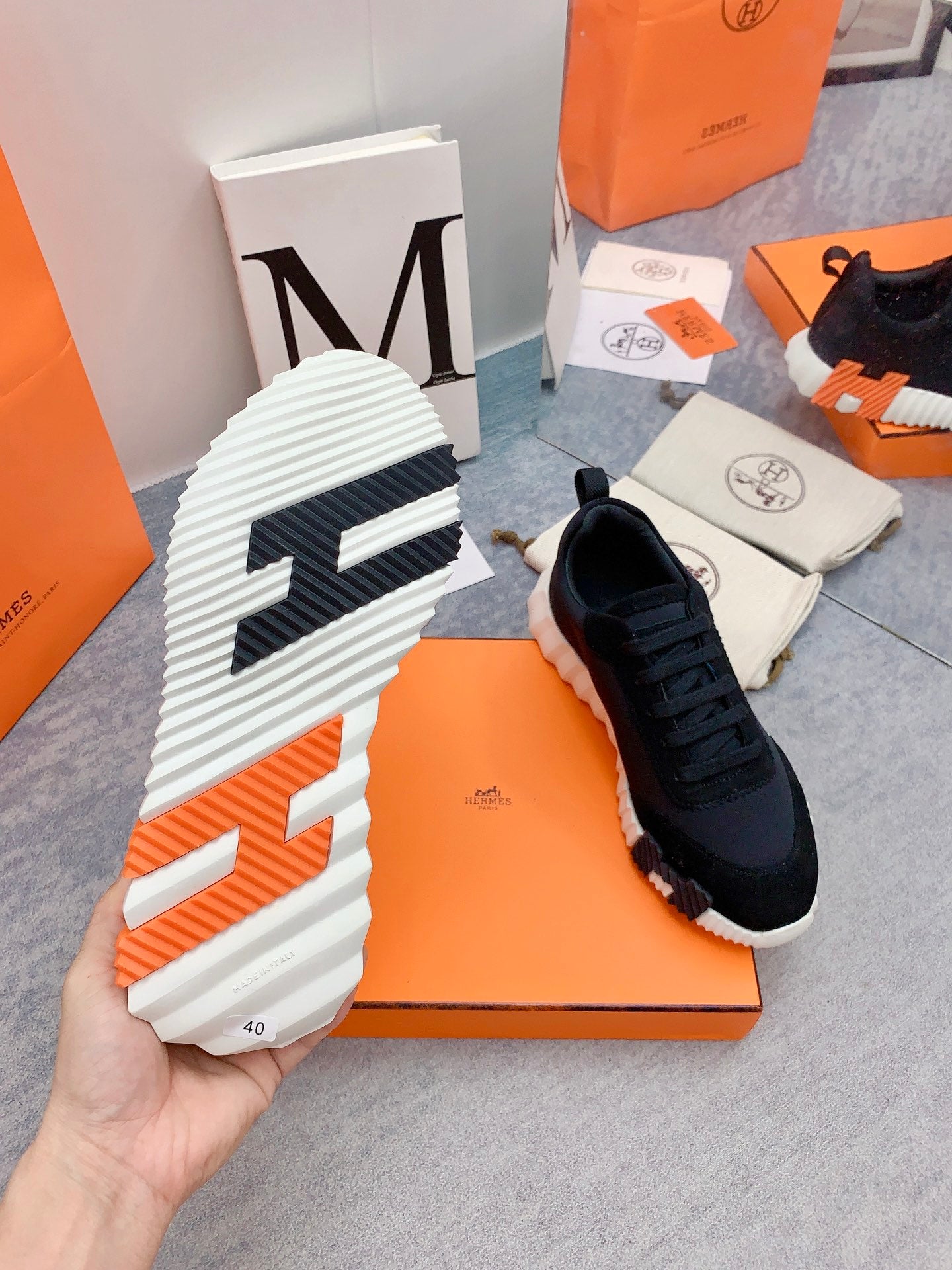 HM Bouncing Sneaker In Black Lambskin 106437