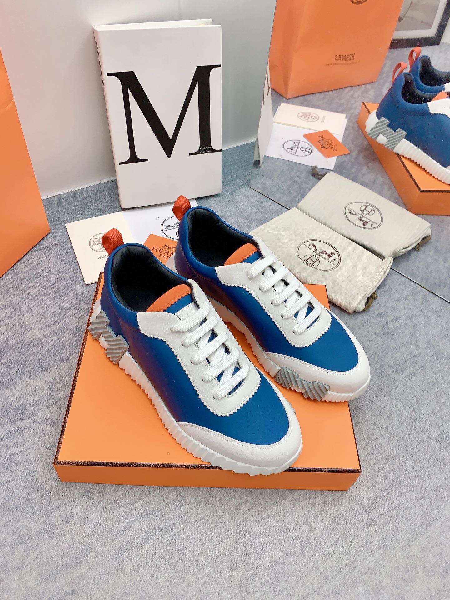 HM Bouncing Sneaker In Blue Silk Lambskin 106447